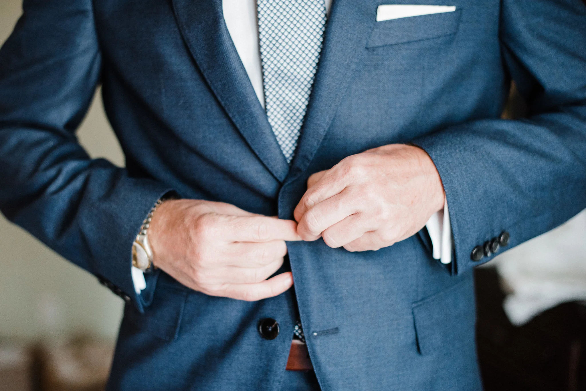www.santabarbarawedding.com | Canary Hotel | Grace Kathryn Photography | Groom getting ready