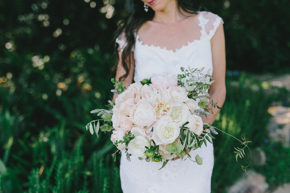 www.santabarbarawedding.com | San Ysidro Ranch | Alegria by Design | Jake + Necia Photography | Bride