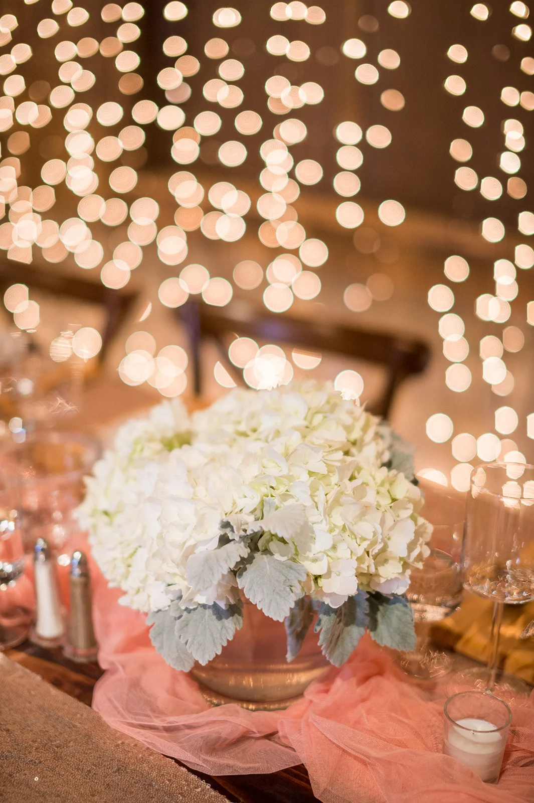 www.santabarbarawedding.com | Mike Larson | Islay Events | Greengate Ranch | Flower Arrangement