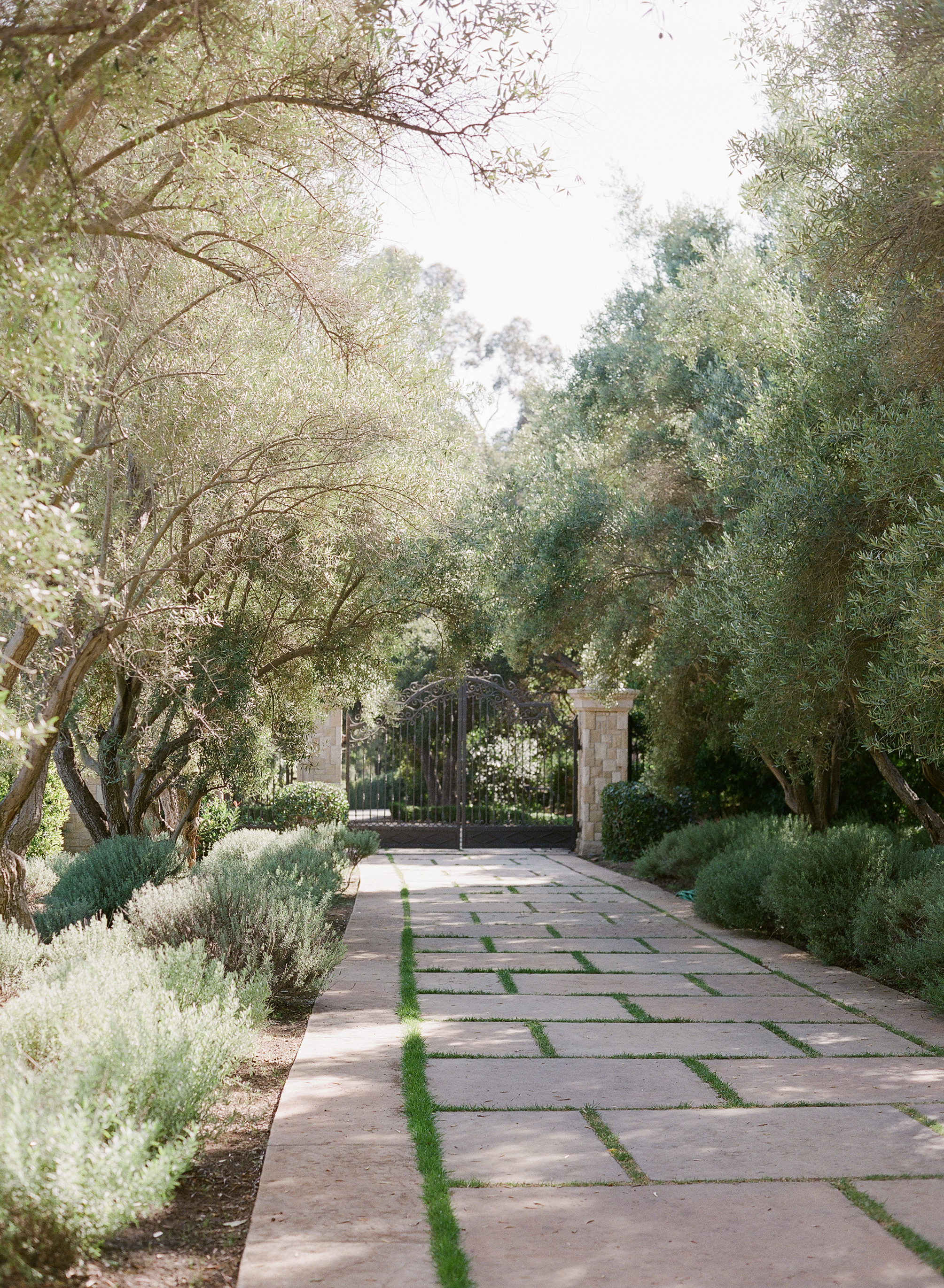 www.santabarbarawedding.com | Montecito Villa Estate