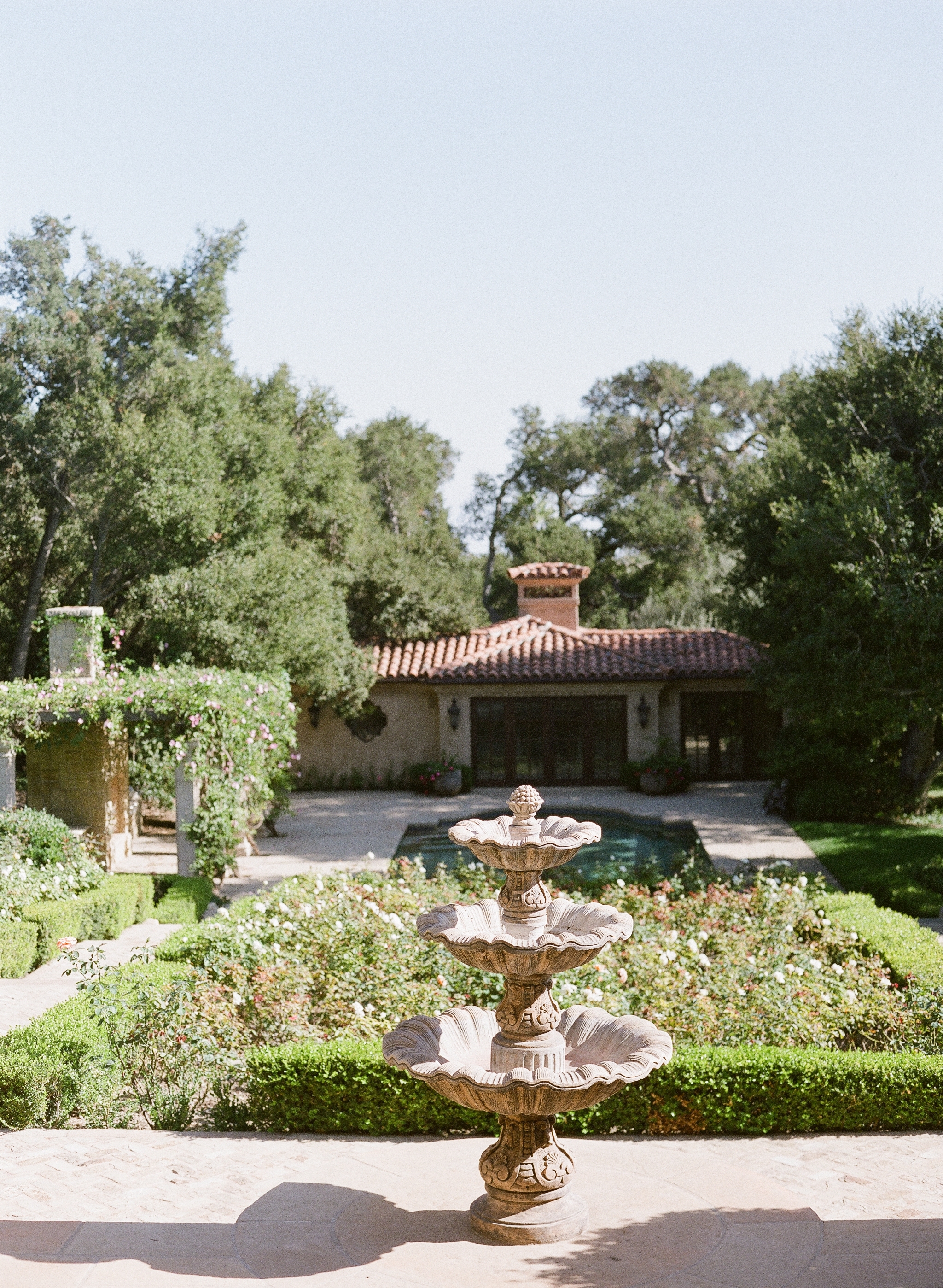 www.santabarbarawedding.com | Montecito Villa Estate