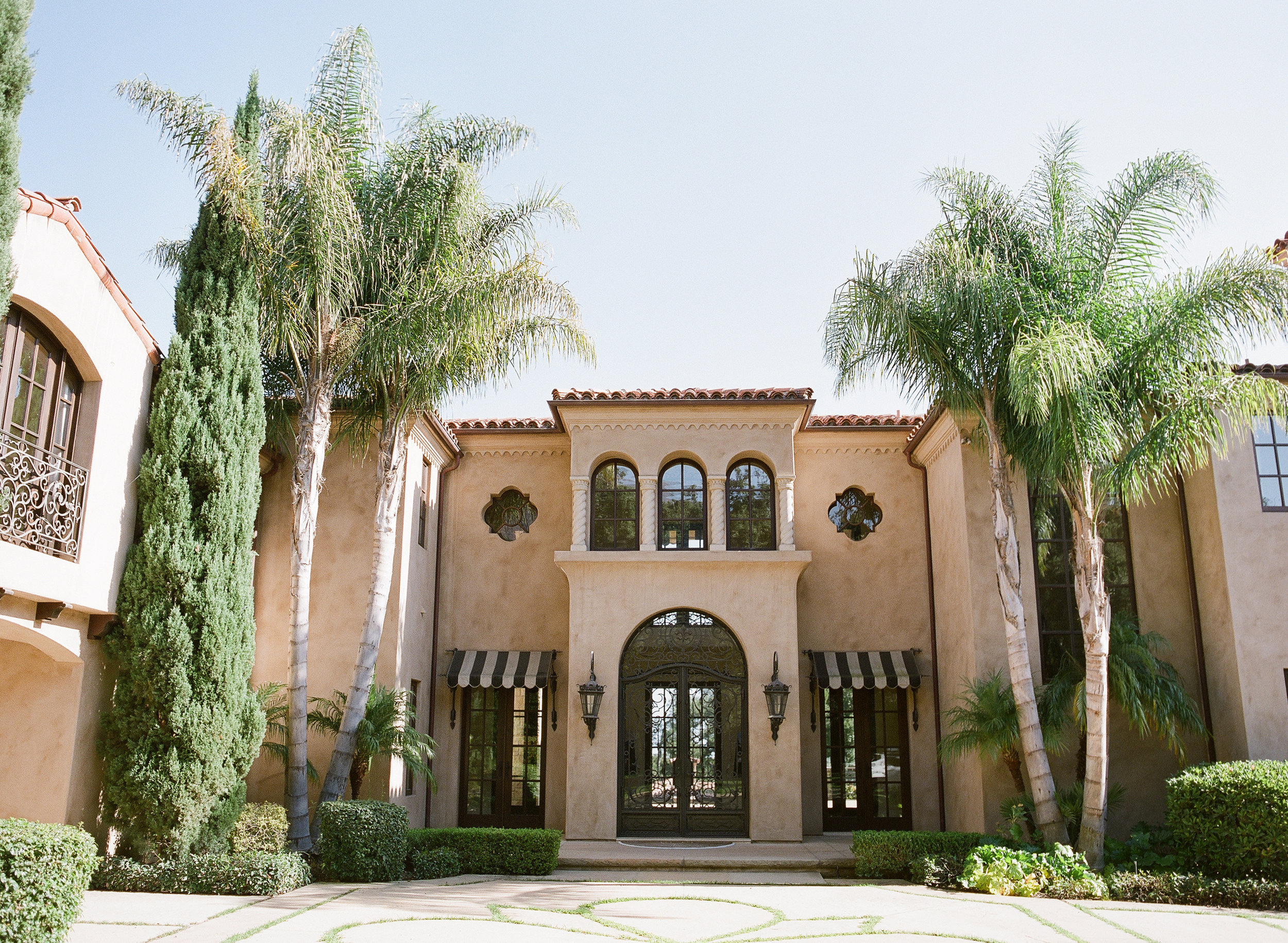 www.santabarbarawedding.com | Montecito Villa Estate