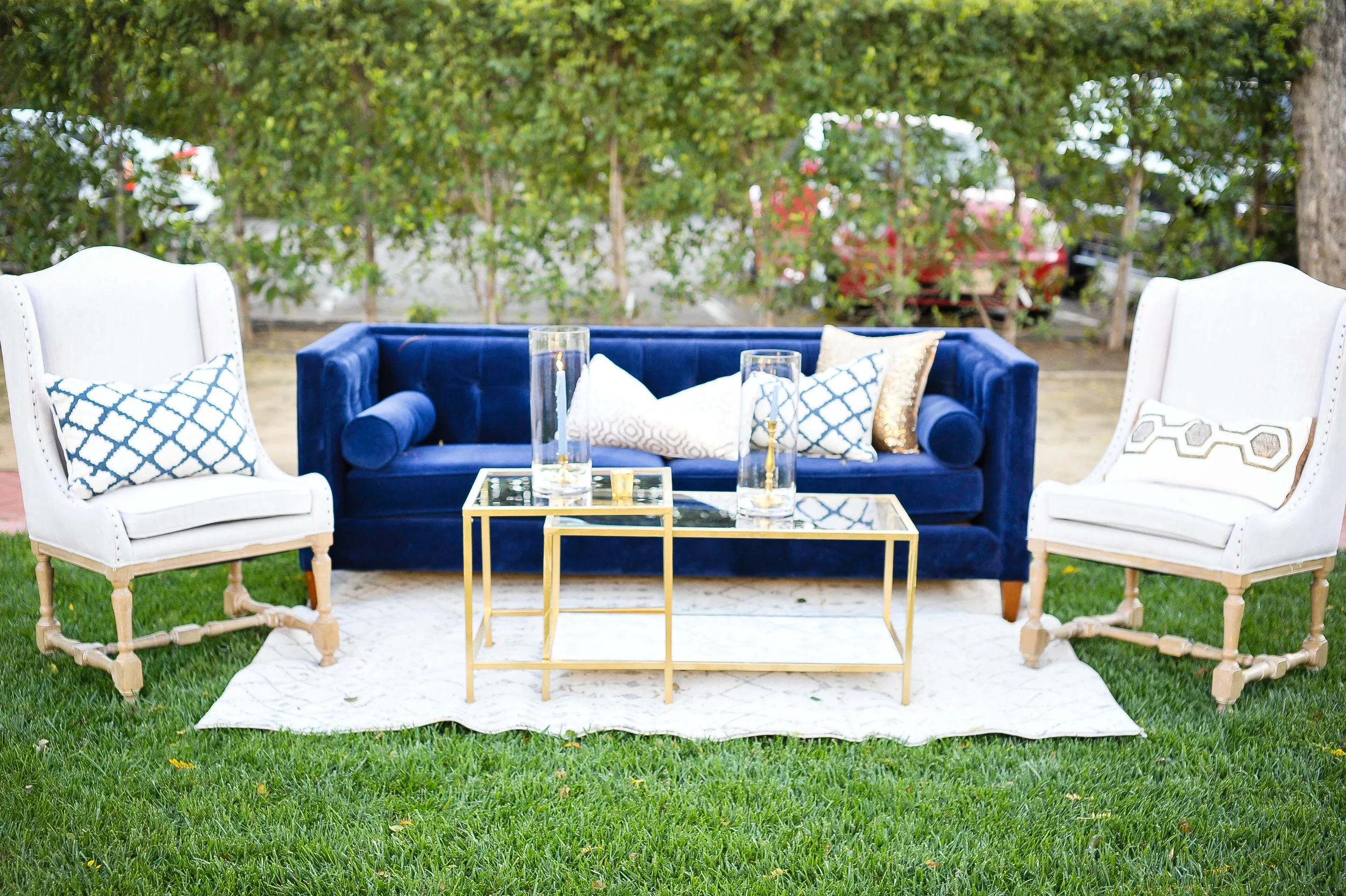 www.santabarbarawedding.com | Alice Keck Park | Santa Barbara Club | Half Full Photography | Reception Seating