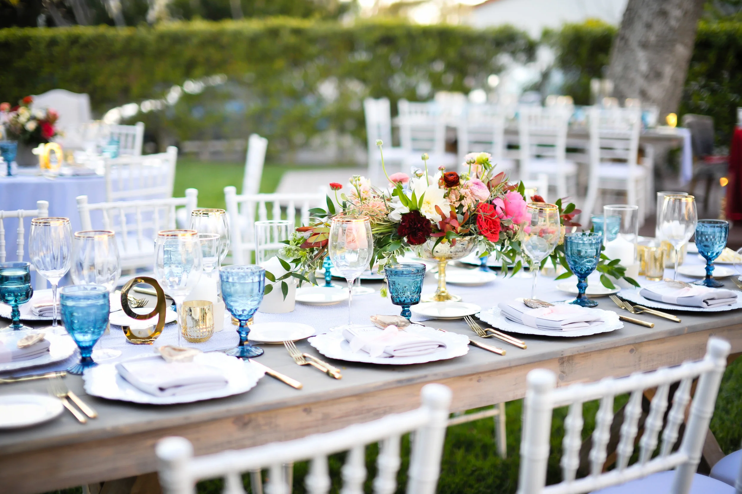 www.santabarbarawedding.com | Alice Keck Park | Santa Barbara Club | Half Full Photography | Reception Table