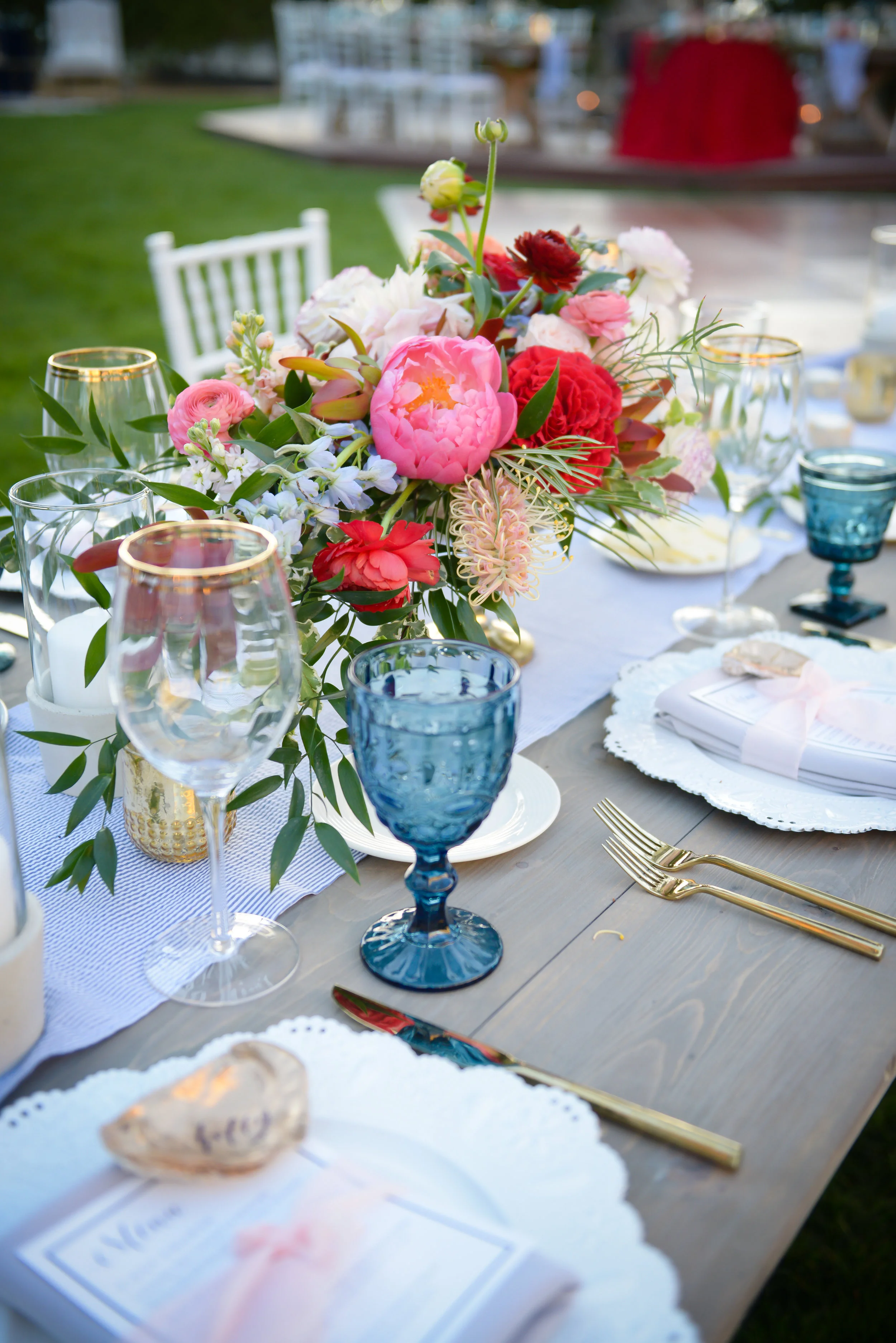www.santabarbarawedding.com | Alice Keck Park | Santa Barbara Club | Half Full Photography | Reception Table Details