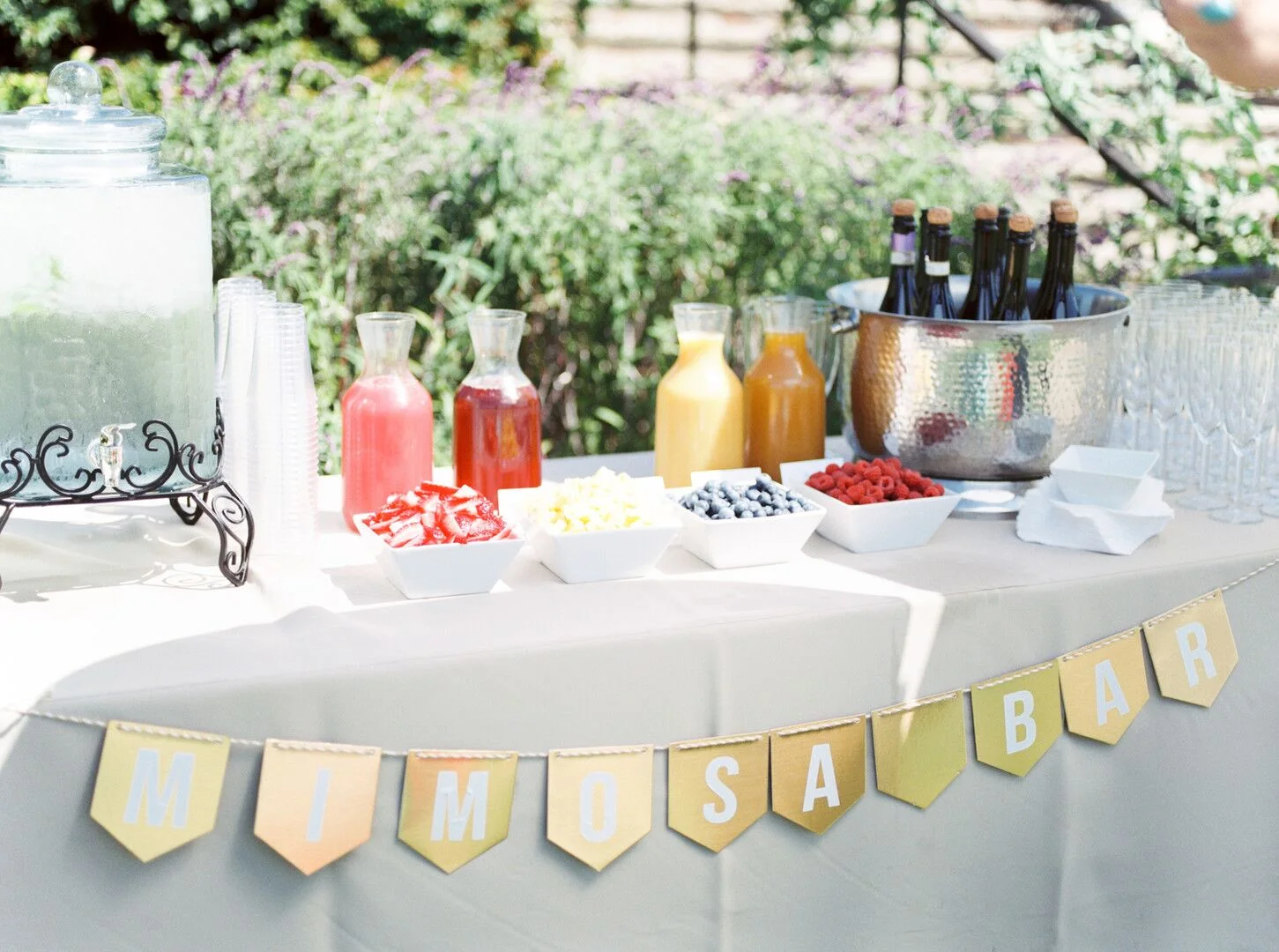 wwww.santabarbawedding.com | Planner: Vintage Heart Events | Ceremony Venue: Serra Cross Park | Photographer: Haley Richter Photography | Mimosa Bar
