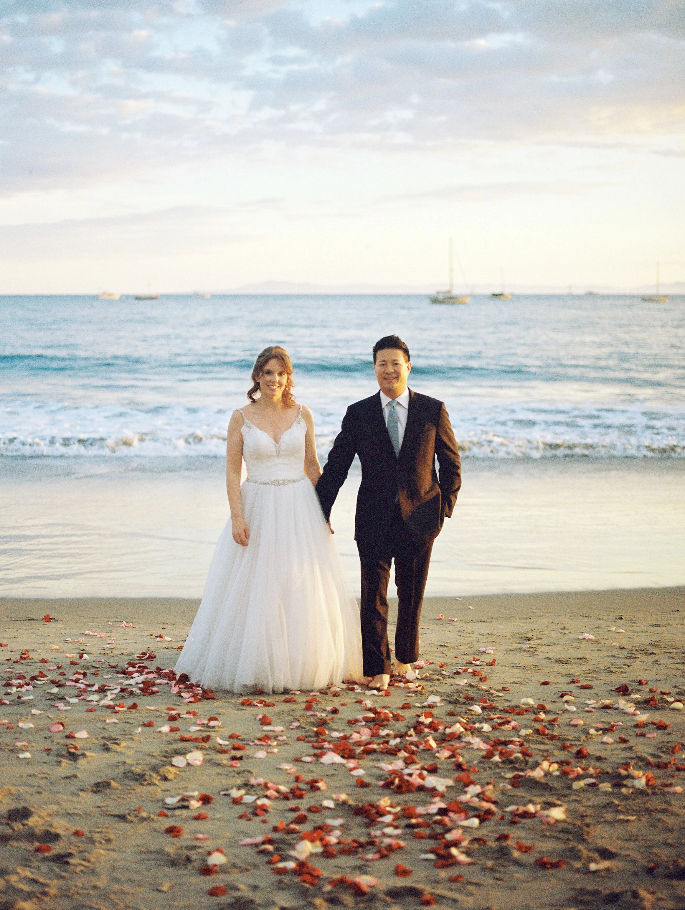 www.santabarbawedding.com | Venue: Santa Barbara Courthouse | Photography: Ryanne Bee Photography | Officiant: Santa Barbara Classic Weddings | Bride and Groom on the Beach