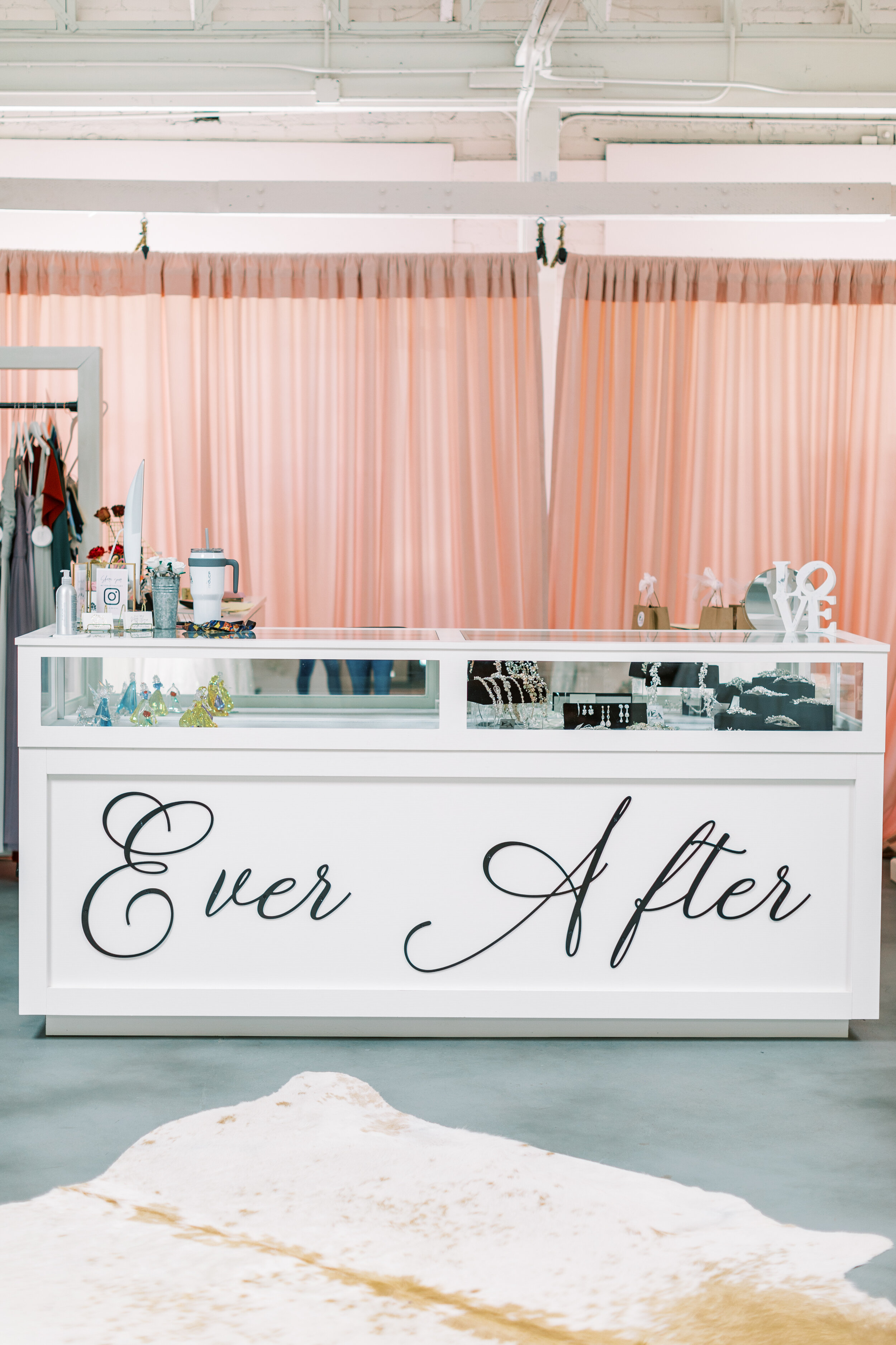 www.santabarbarawedding.com | Events by Fran | Ever After Petite Venue | Kendall Ann Photo | Tangled Lotus | Ever After Bridal | Inside the Venue