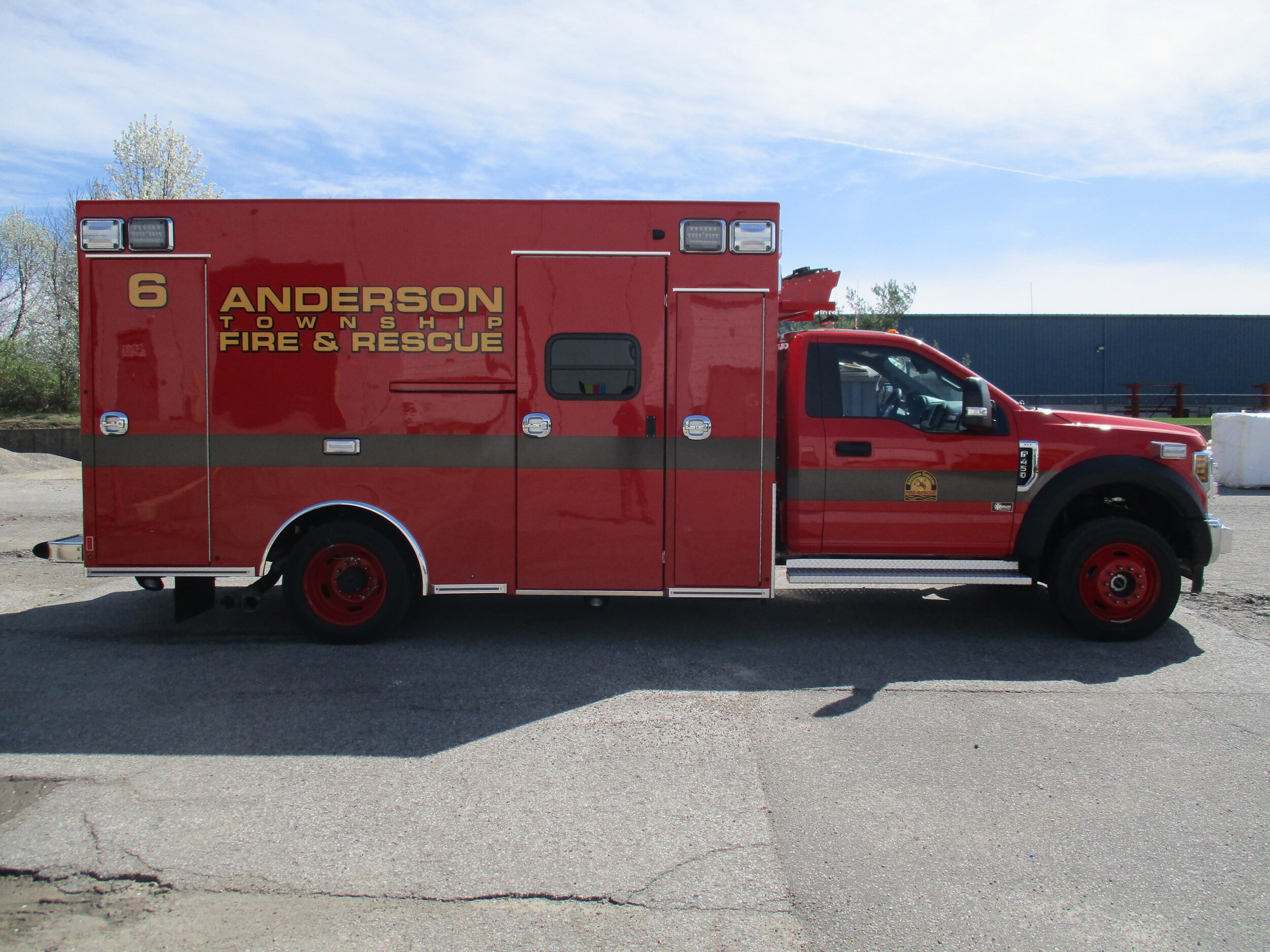 2000586 - Anderson FD - Medic Ambulance Full Graphics (1).JPG