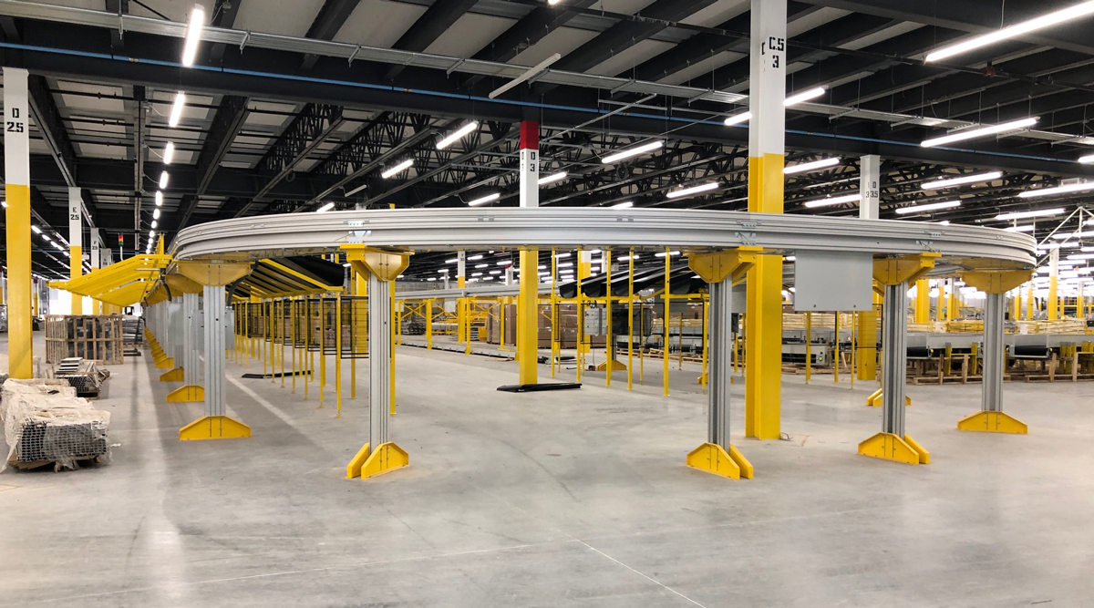Inside Amazon’s new $325 million fulfillment center is 22 miles of conveyor belts – enough to reach from Bessemer to Birmingham.