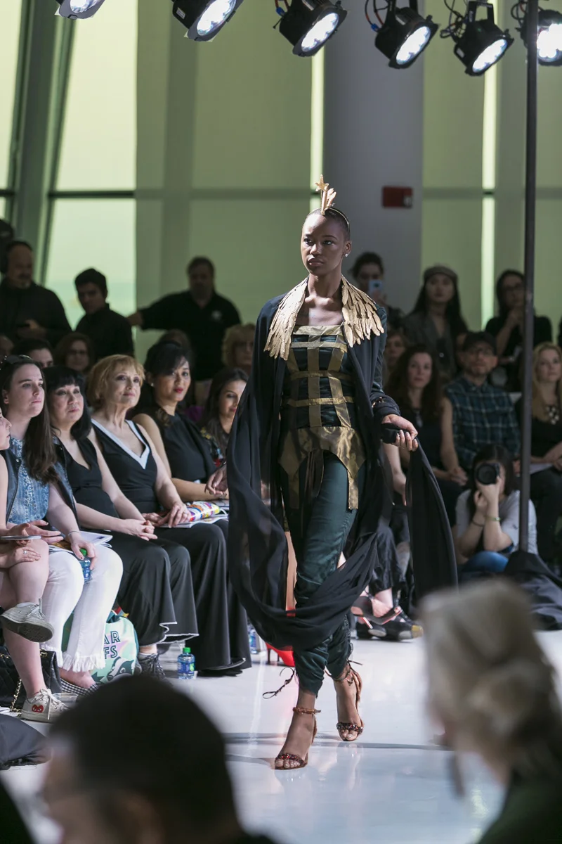 SAIC_Fashion_Show_2018_Spartus_Connor_Fenwick_032.jpg