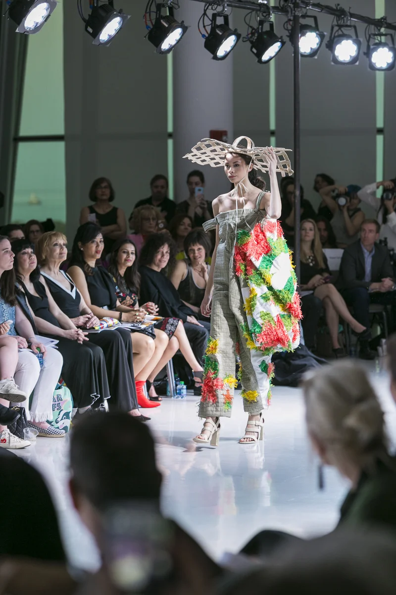 SAIC_Fashion_Show_2018_Spartus_Connor_Fenwick_055.jpg