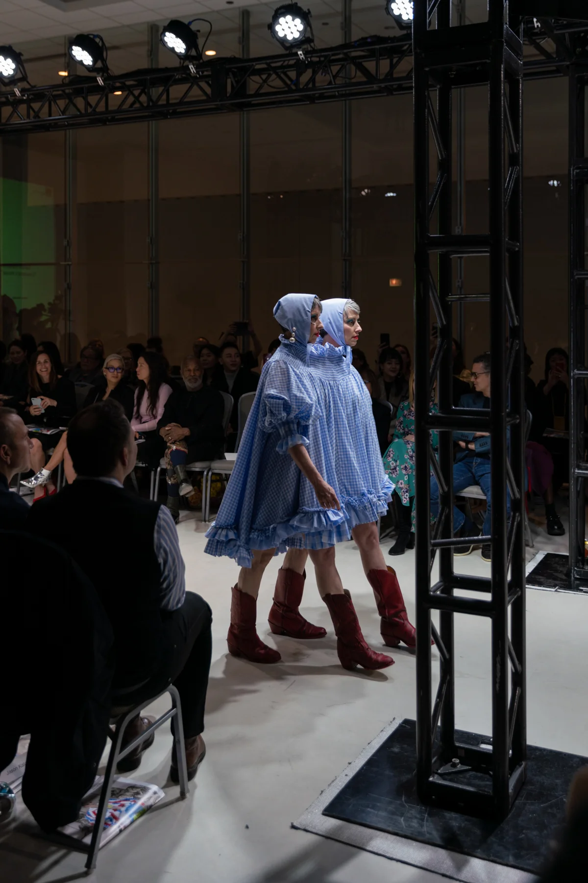 connor_fenwick_saic_fashion_event_08.jpg