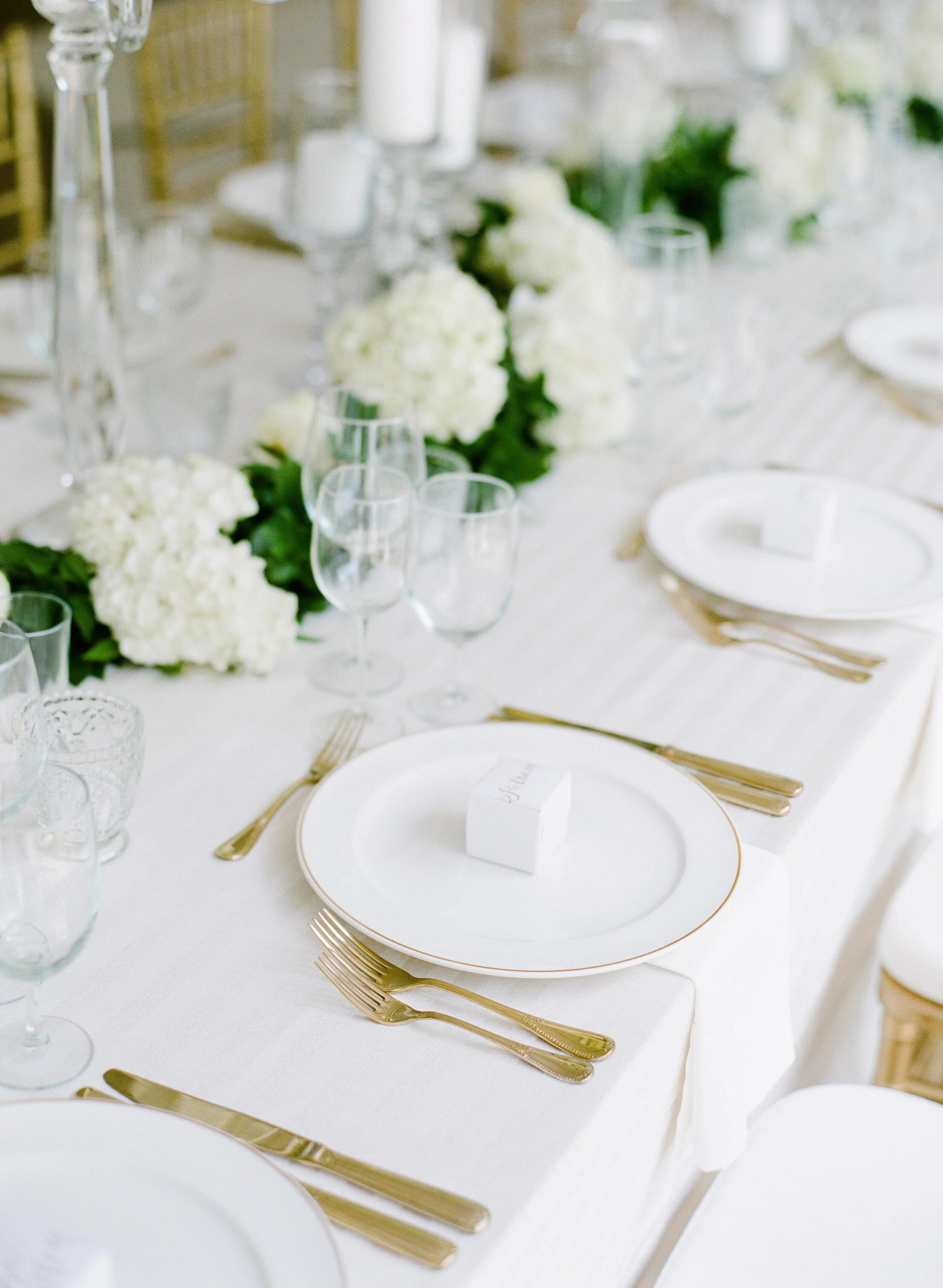  Mothershead-Kountz Wedding  The Governor Thomas Bennett House  Charleston, South Carolina  Photography: The Happy Bloom 