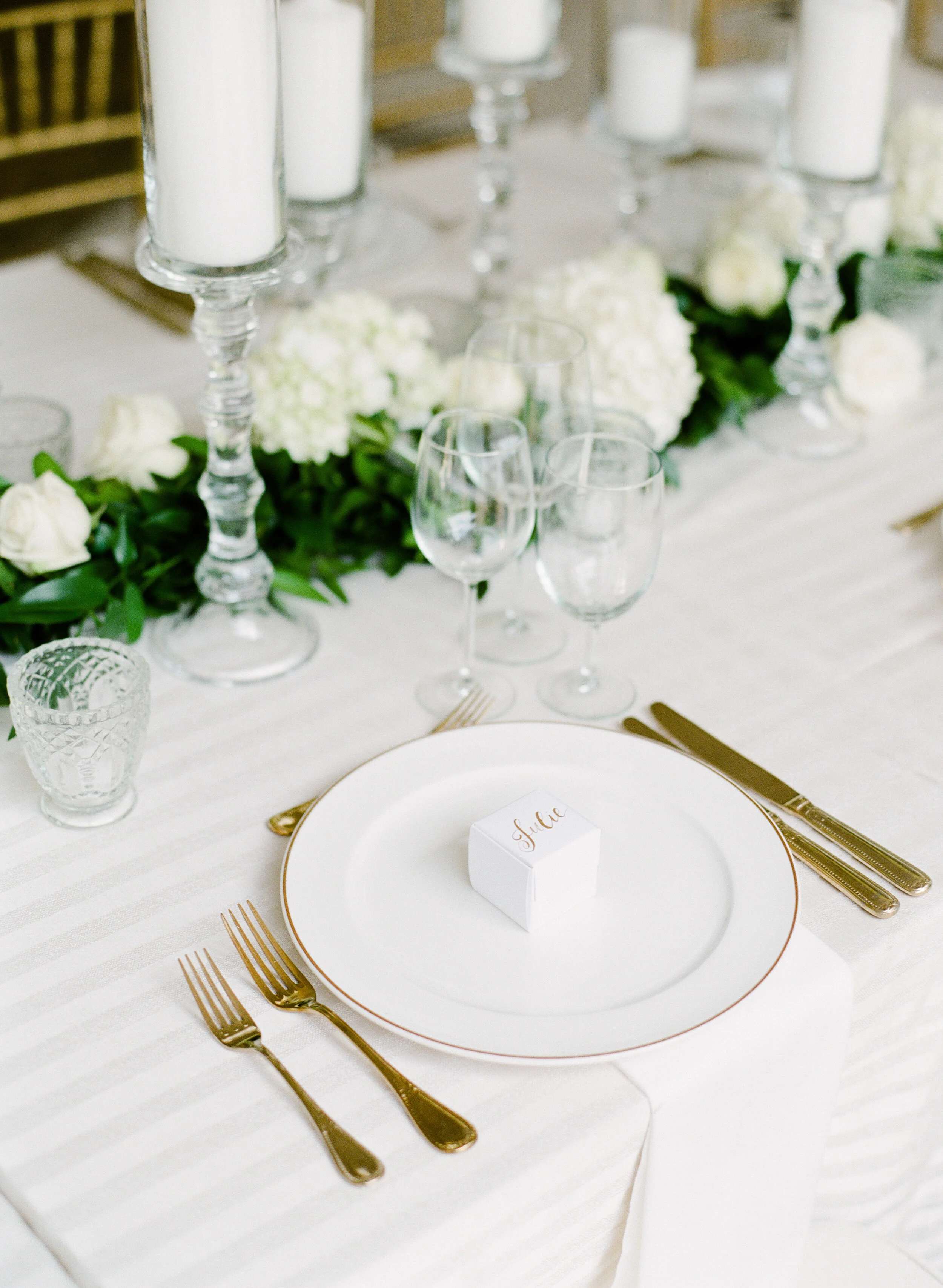  Mothershead-Kountz Wedding  The Governor Thomas Bennett House  Charleston, South Carolina  Photography: The Happy Bloom 