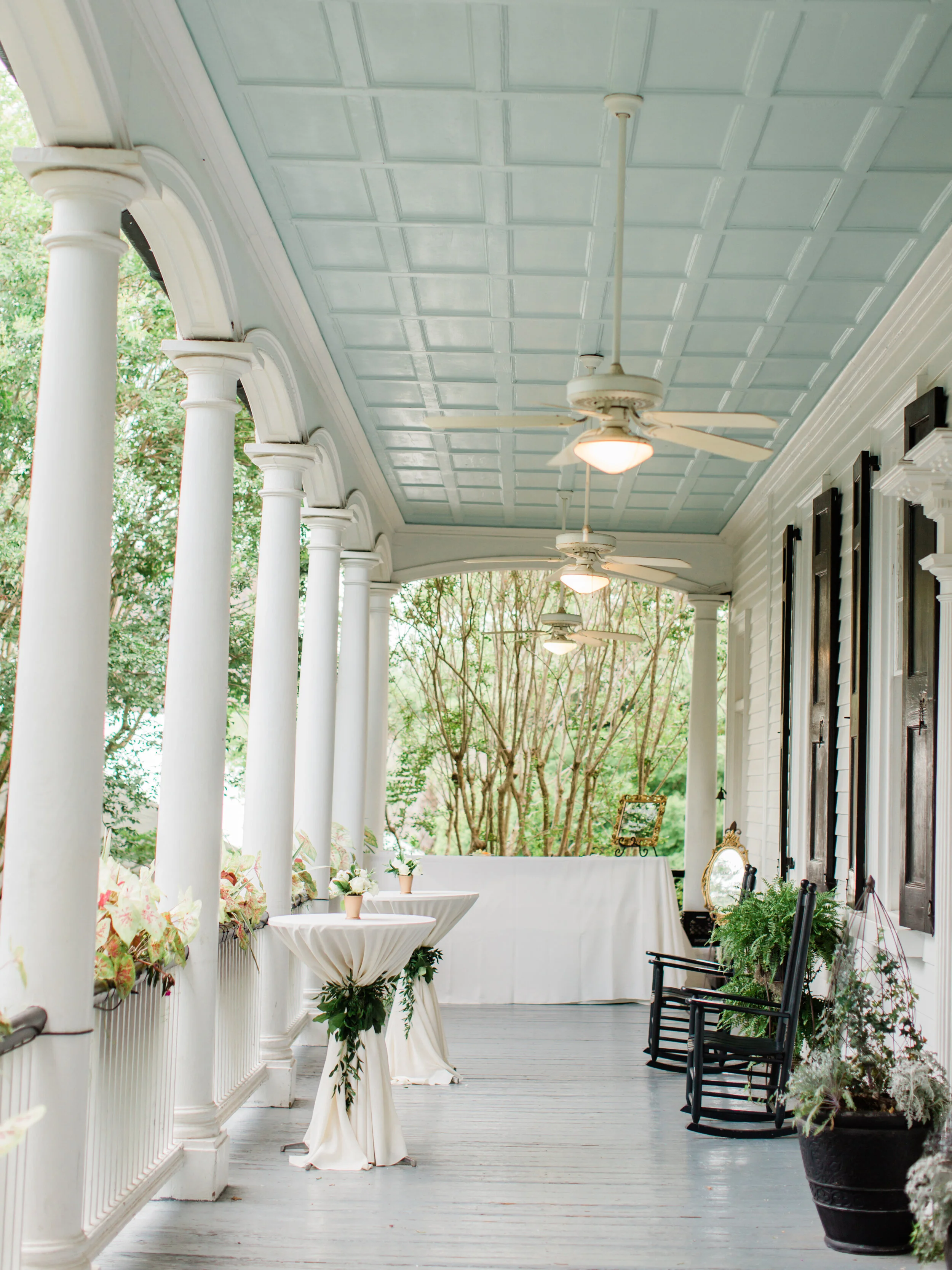  Mothershead-Kountz Wedding  The Governor Thomas Bennett House  Charleston, South Carolina  Photography: The Happy Bloom 