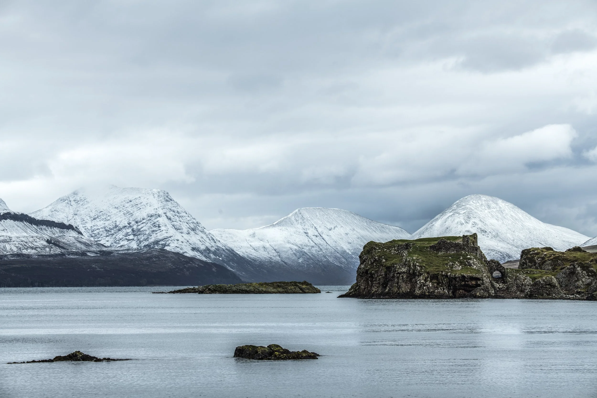 17 Tokavaig towards Cullin Mountains-3.jpg