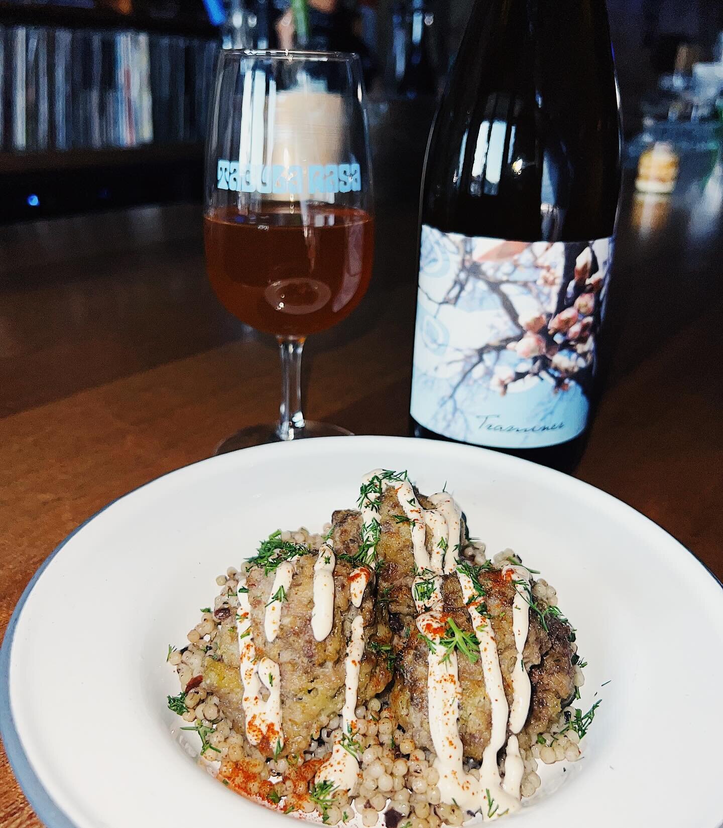 Name a more perfect night for meatballs ☔️🍷🧆&hellip;.. we&rsquo;ll wait&hellip;.. Tabula Rasa Bar&rsquo;s NEW addition to the food menu- beefy, herby, meatballs served over kalamata olive pastina, &amp; tahini to top, YUM thanks @ashleighwithaneigh