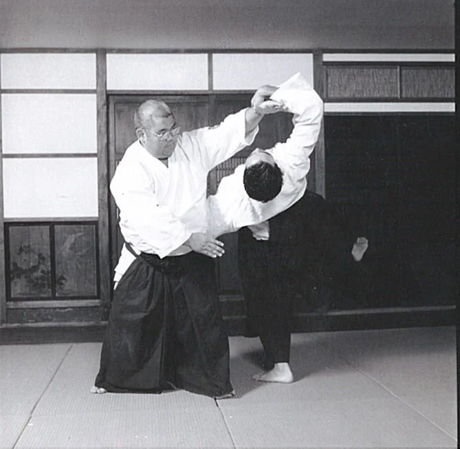 Furuya Sensei throwing Ken Watanabe Tenchinage in the 1990's