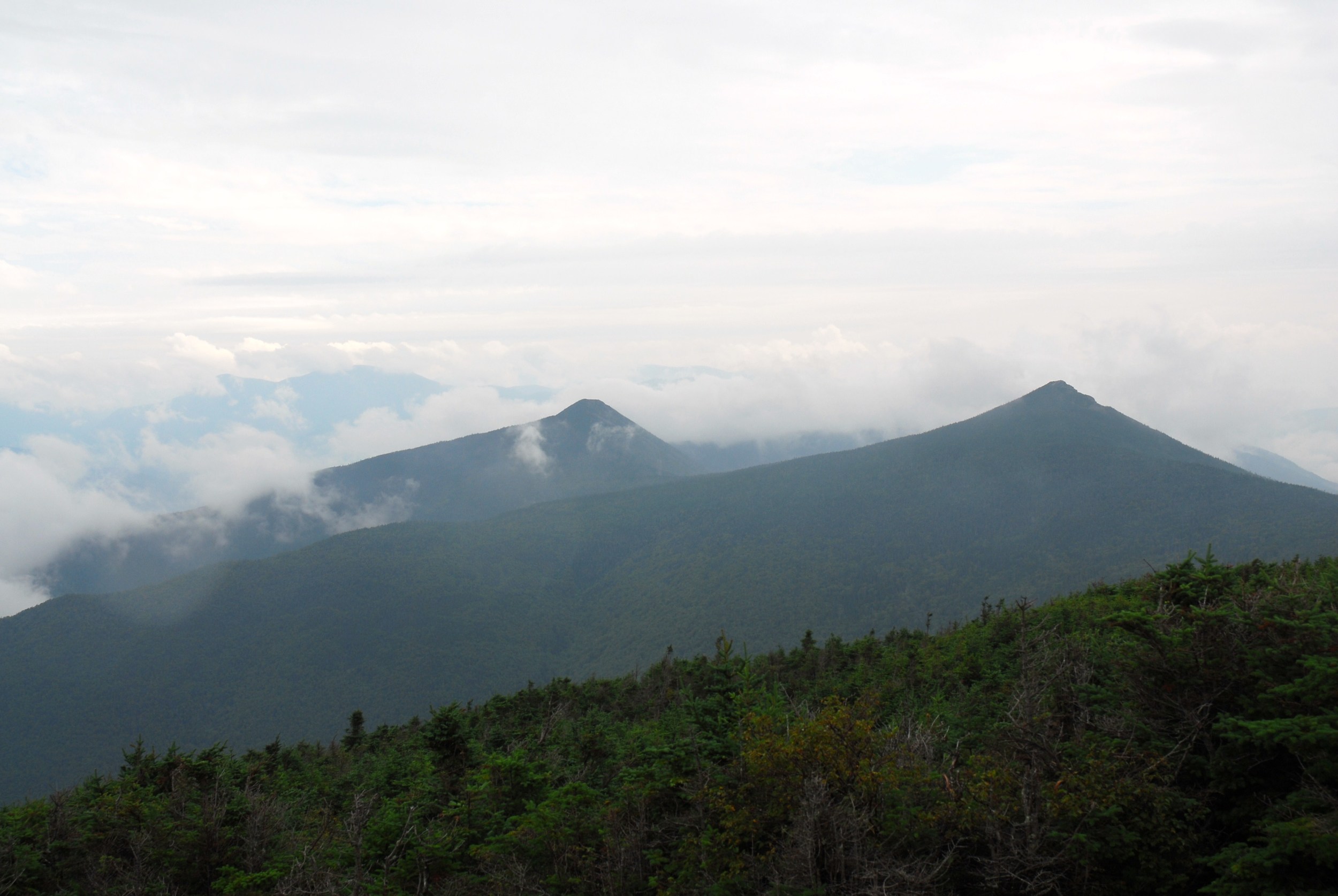 Clouds at your feet on a Presidential Traverse