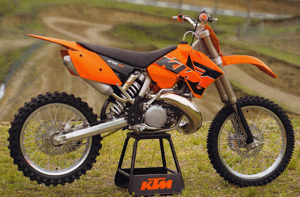 The Best KTM Trail Bike: Your Definitive Guide - Dirt Bikes