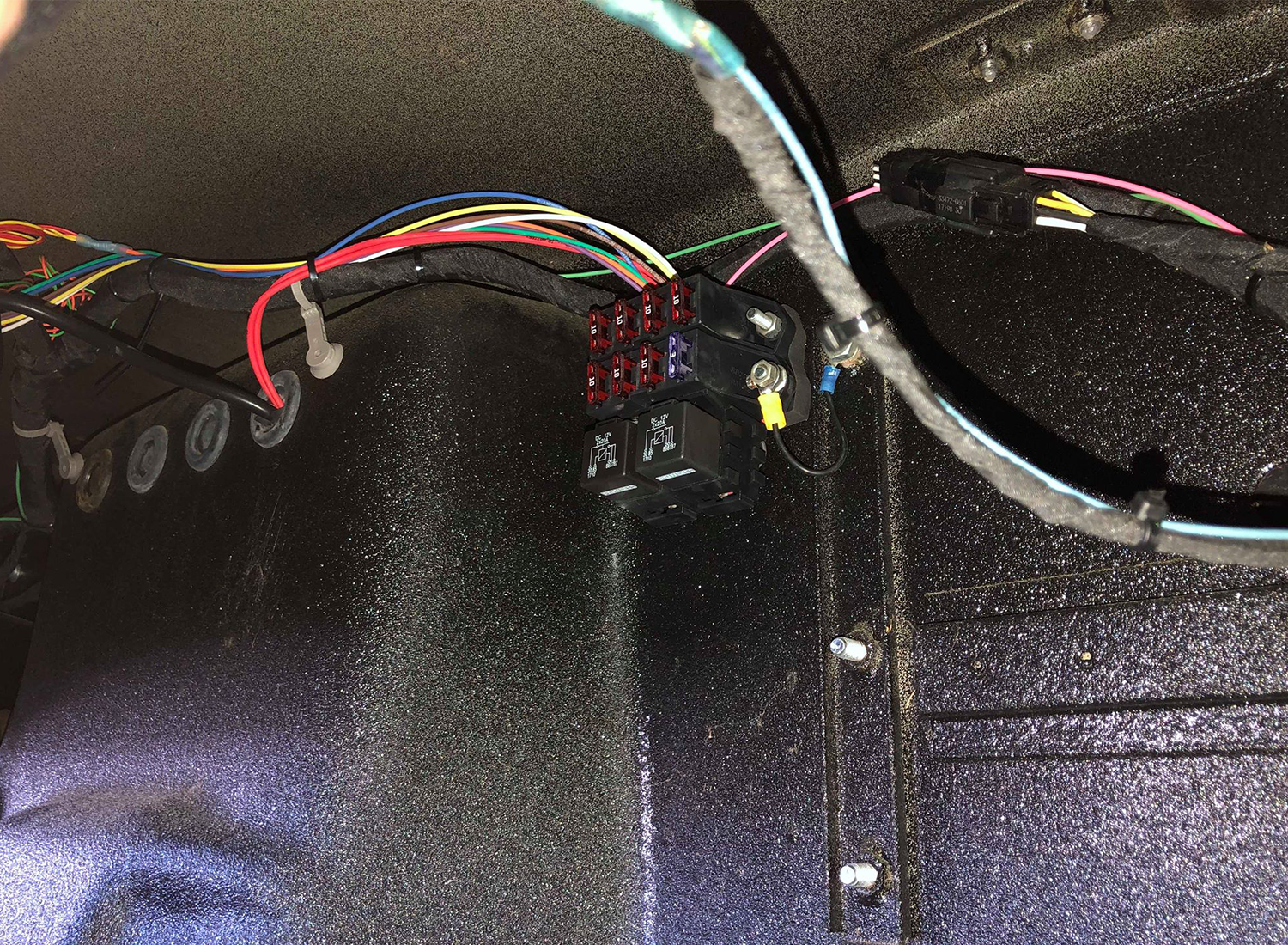 Dirt Legal Roxor Fuse Box.png
