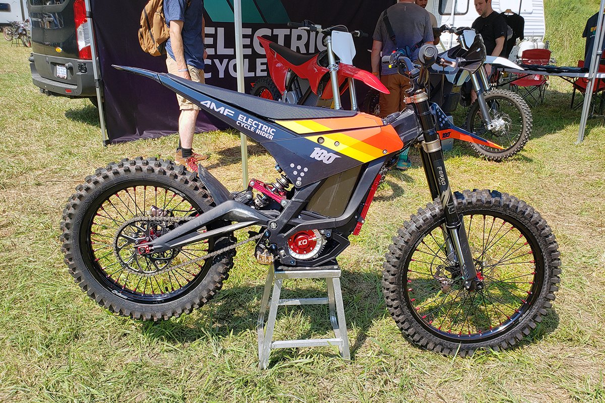 E-Bikes &amp; E-Motos