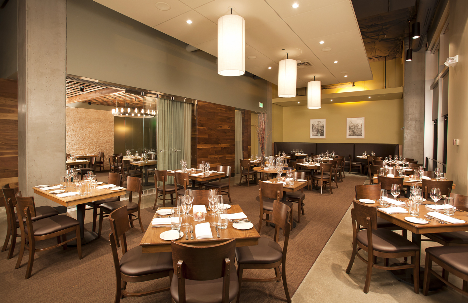 Dining Room 1.jpg