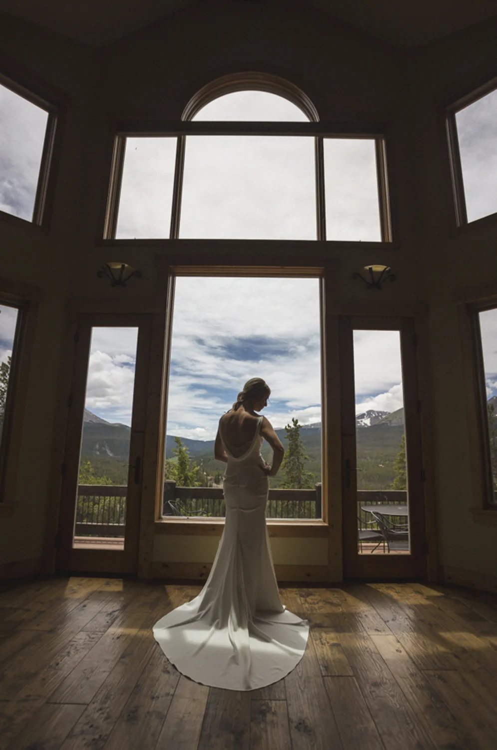 0105-VanessaandJosh'sWeddingPhotos.jpg