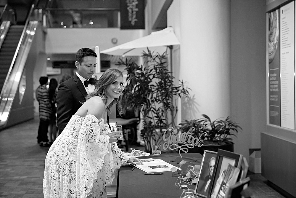 Lindsey and Stephens Denver Museum Wedding | Colorado Wedding Photographer_0054.jpg
