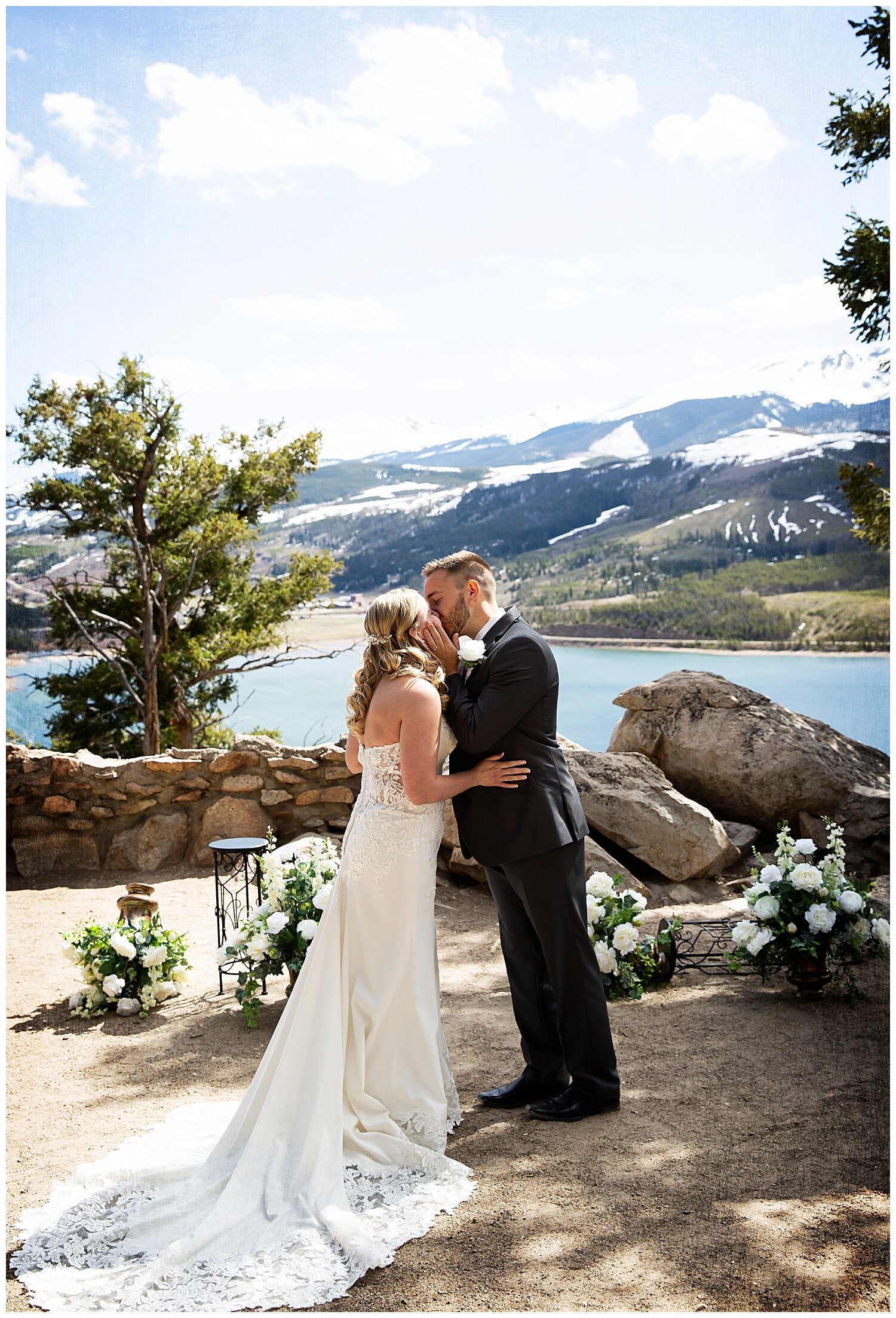 Emily and Shane's Wedding Day|Sapphire Point Keystone, CO_0022.jpg