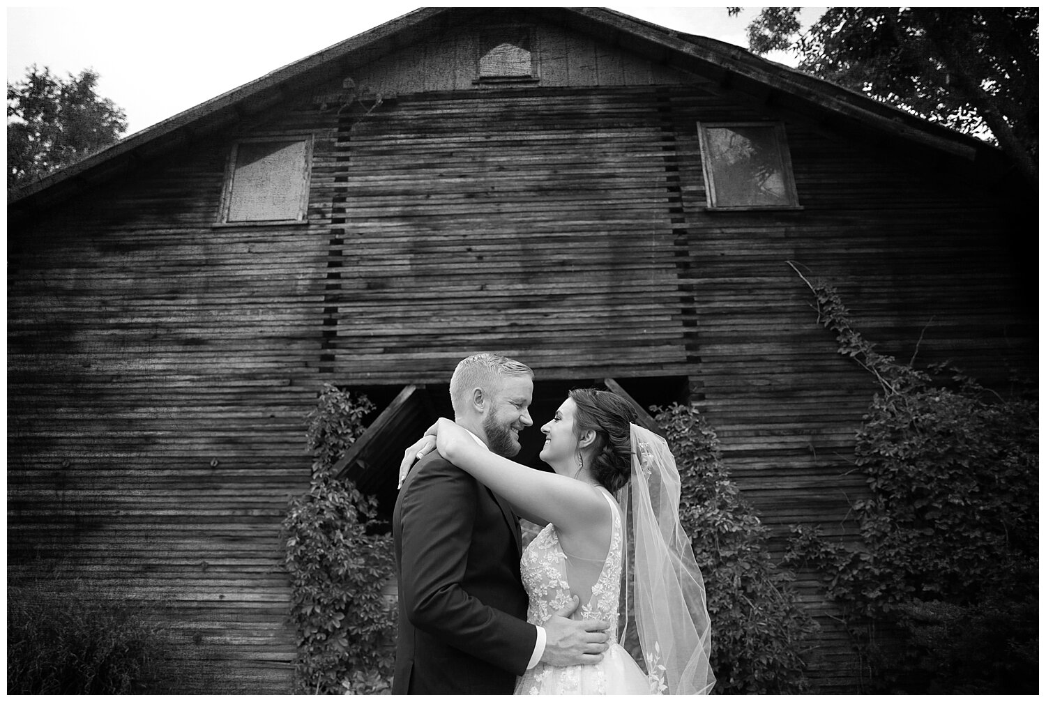 Colorado Wedding Photographer | Brittany and Cameron's Barn at Raccoon Creek Wedding_0091.jpg