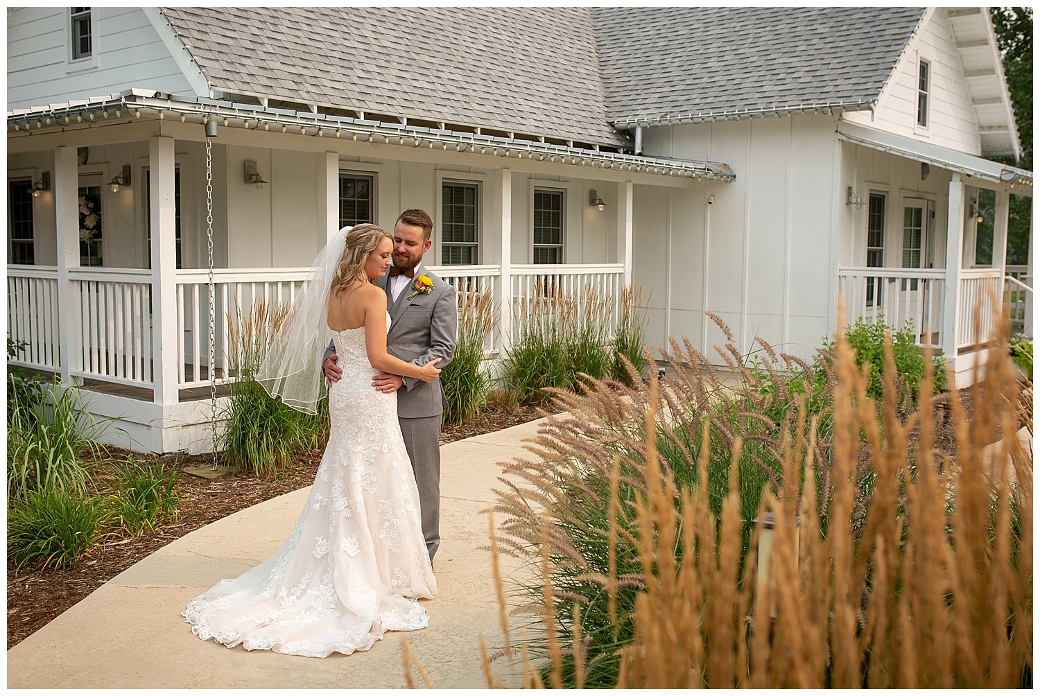 Barn at Raccoon Creek Wedding_0045.jpg