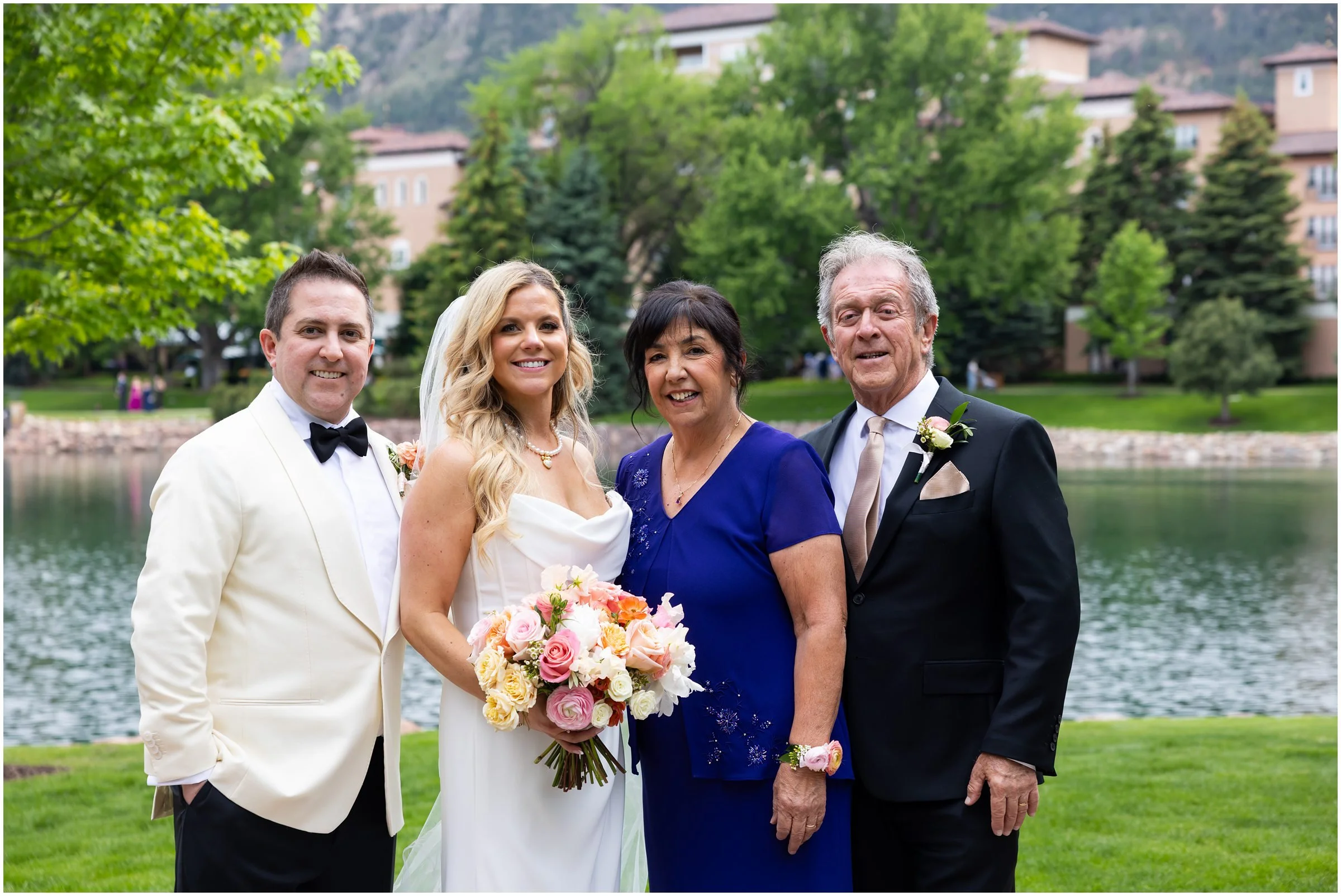 Liz + Marqeus084.jpg