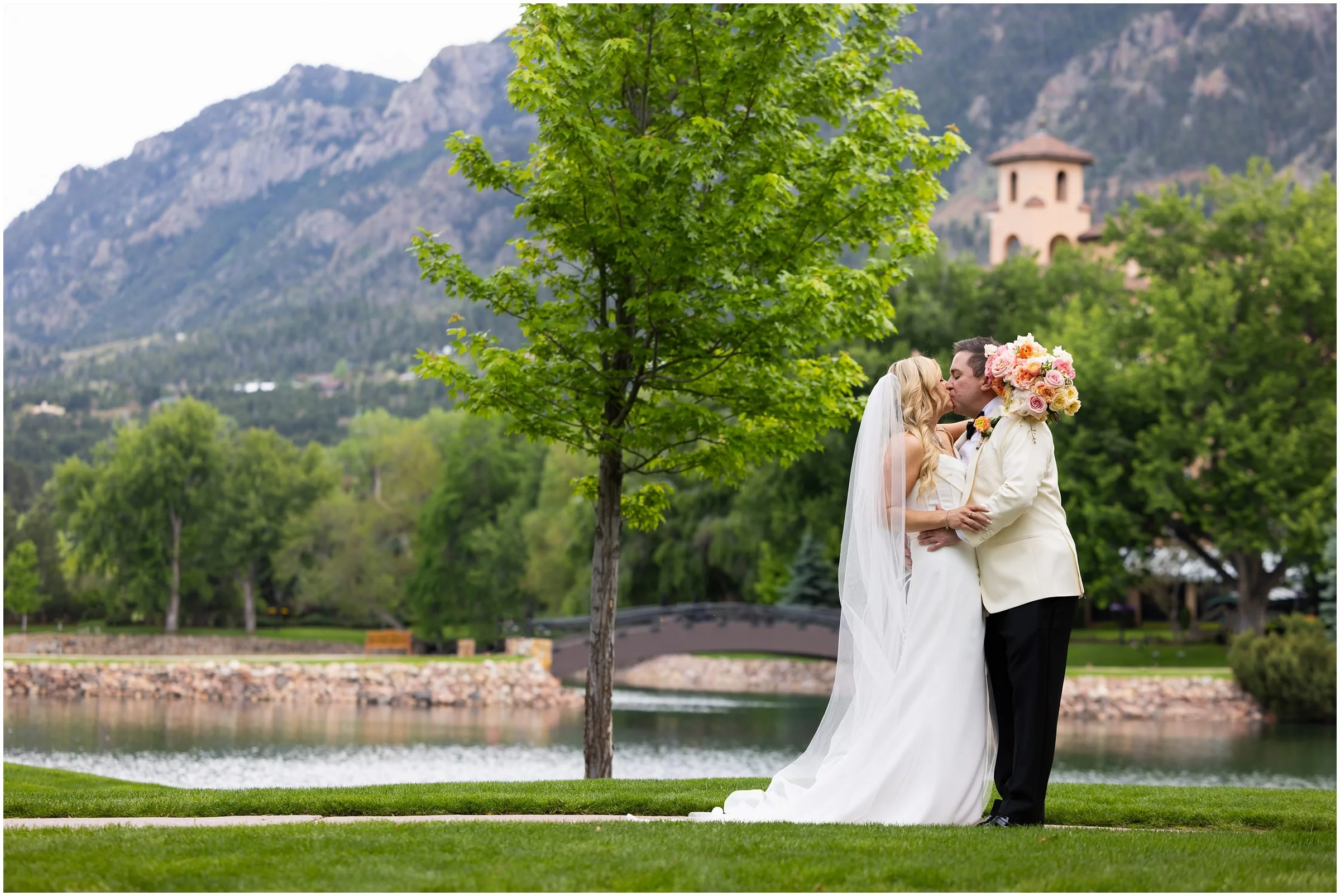Liz + Marqeus087.jpg