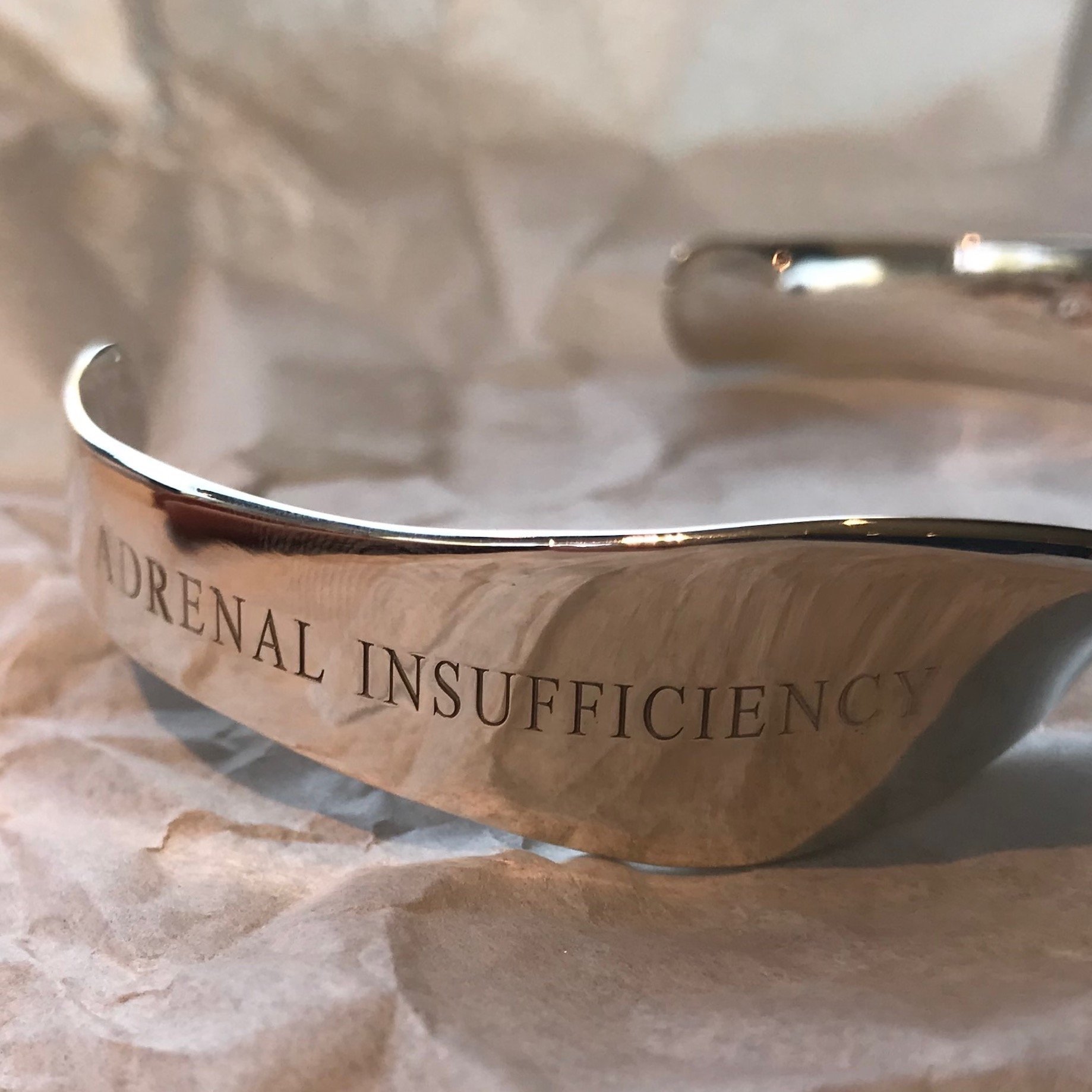 Curb Link Adrenal Insufficiency Medical ID Bracelets For Women : Amazon.ca:  Clothing, Shoes & Accessories