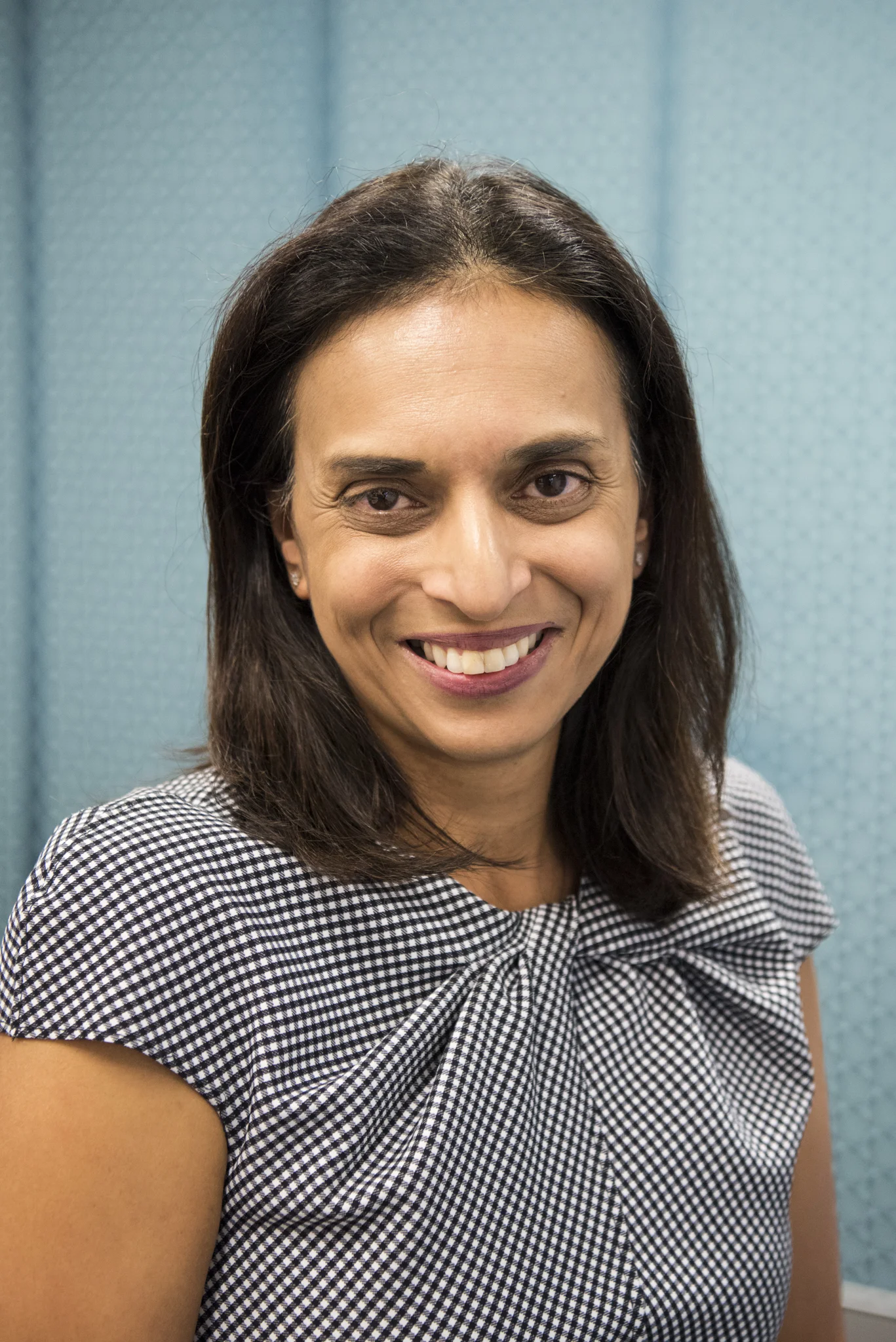 Dr Sylvia Vigh