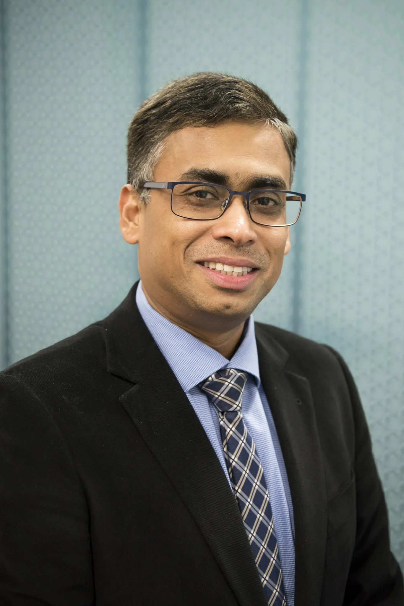 Dr Mazhar Haque
