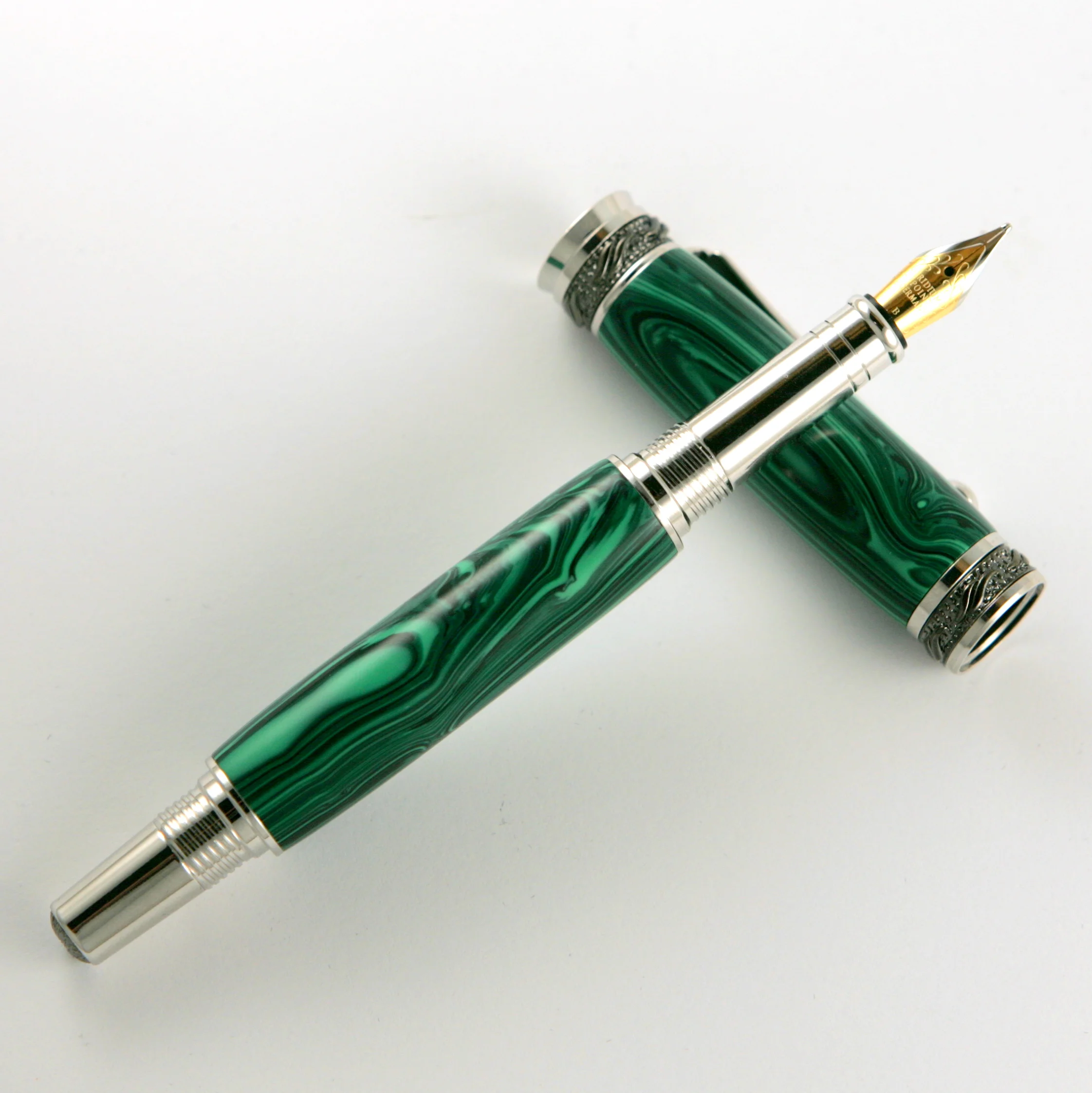 Malachite TruStone Majestic Jr Fountain or Rollerball Pen