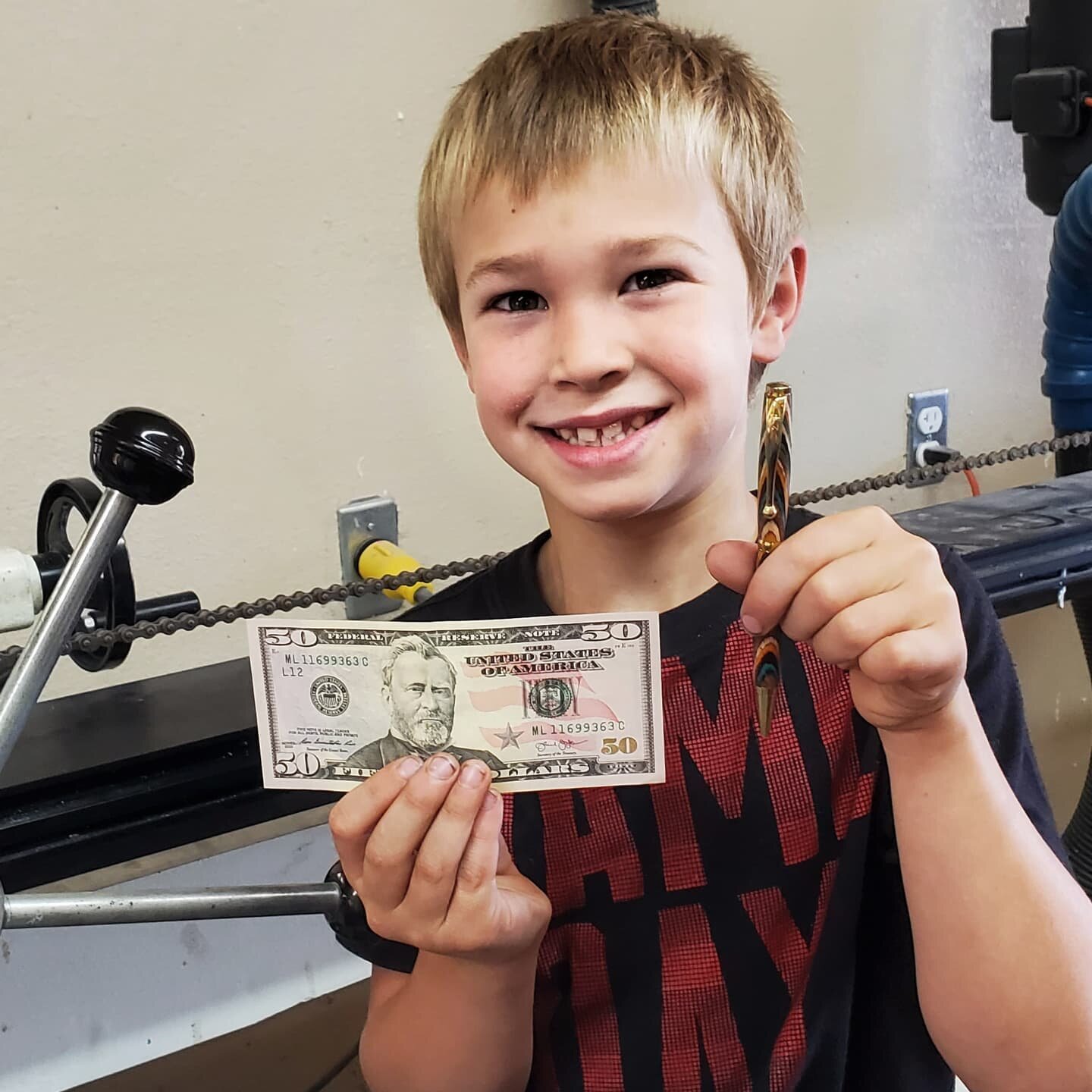 This 7-year-old just made a pen with zero &quot;hands on&quot; help! Already loaded with Fisher Space ink and sold! 
.
.
#jadonroland #woodnotch #woodnotchpens #woodworking #youngentrepreneur #collegefunds #penmaking #rolandpens #woodpen #woodenpen