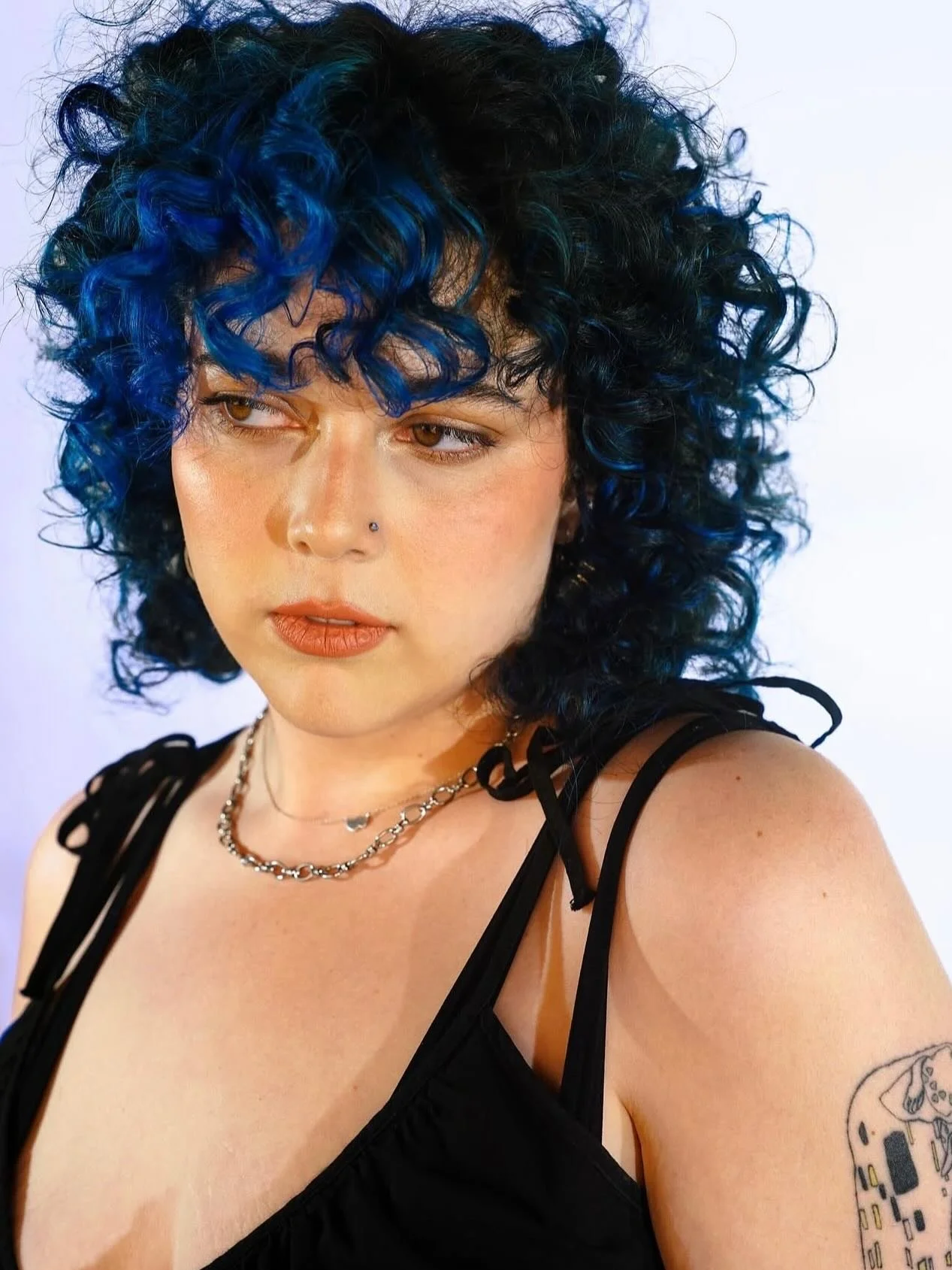 repost; @chloeboshane So many blue hair icons: Coraline, Halsey (Badlands), Joy &amp; Sadness, Hades (in Hercules), Watergirl, and Rick (&amp; morty). Now there&rsquo;s me!
Grateful for my friends @fruitionsalon who have poured love into my curls :) 
