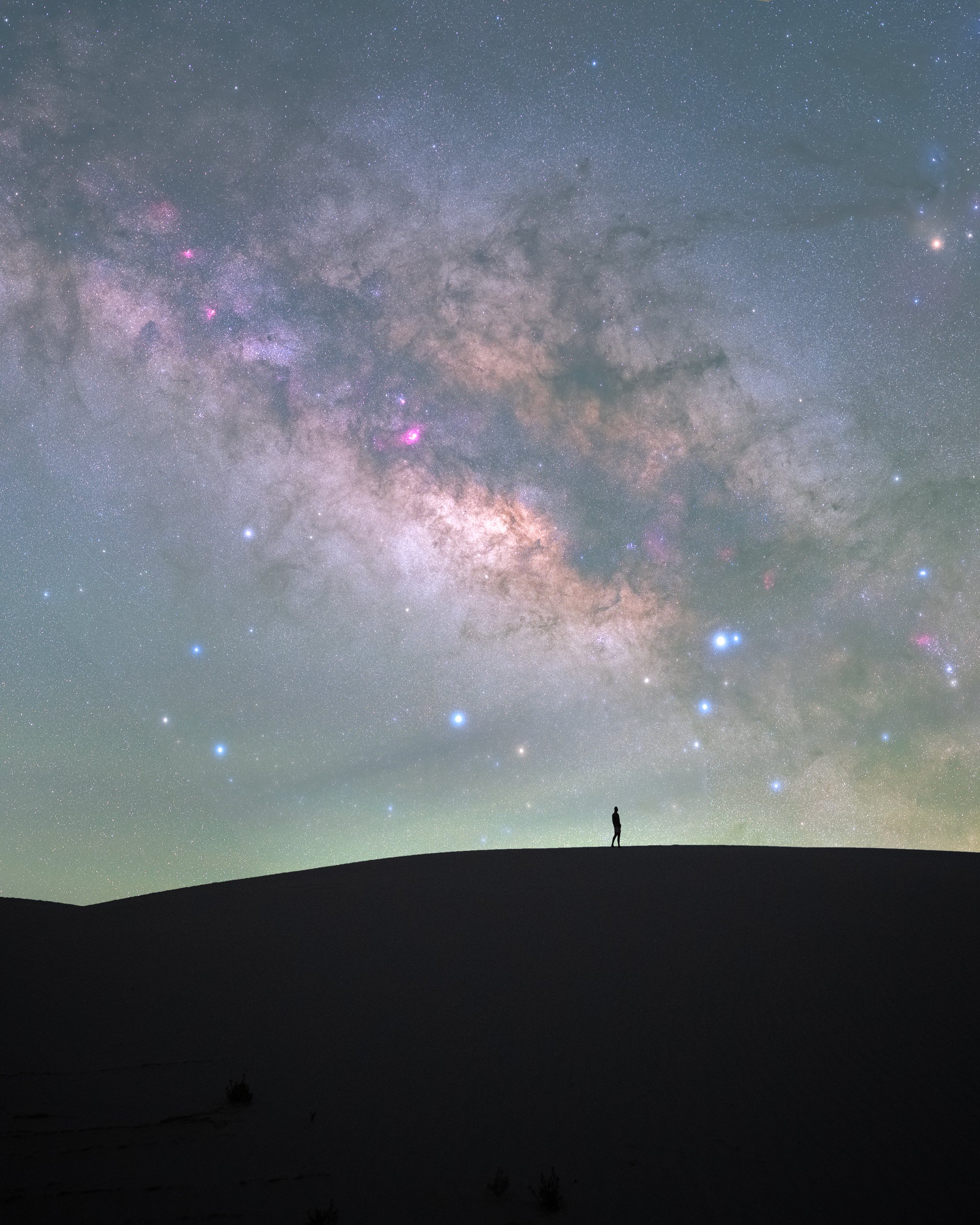 white-sand-milky-way-dune-selfie.web.jpg