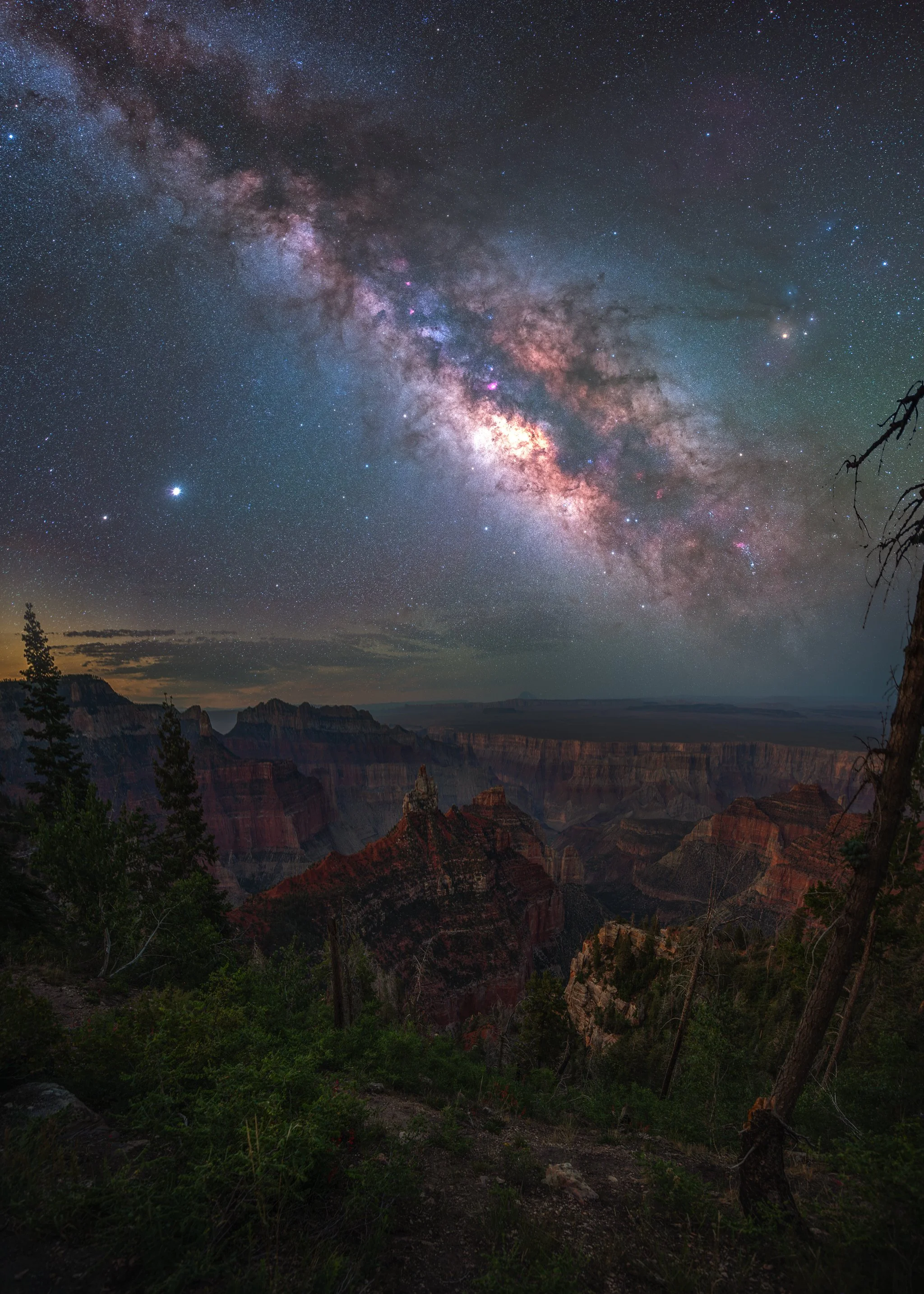 milky-way-over-point-imperial,-grand-canyon.web.jpg