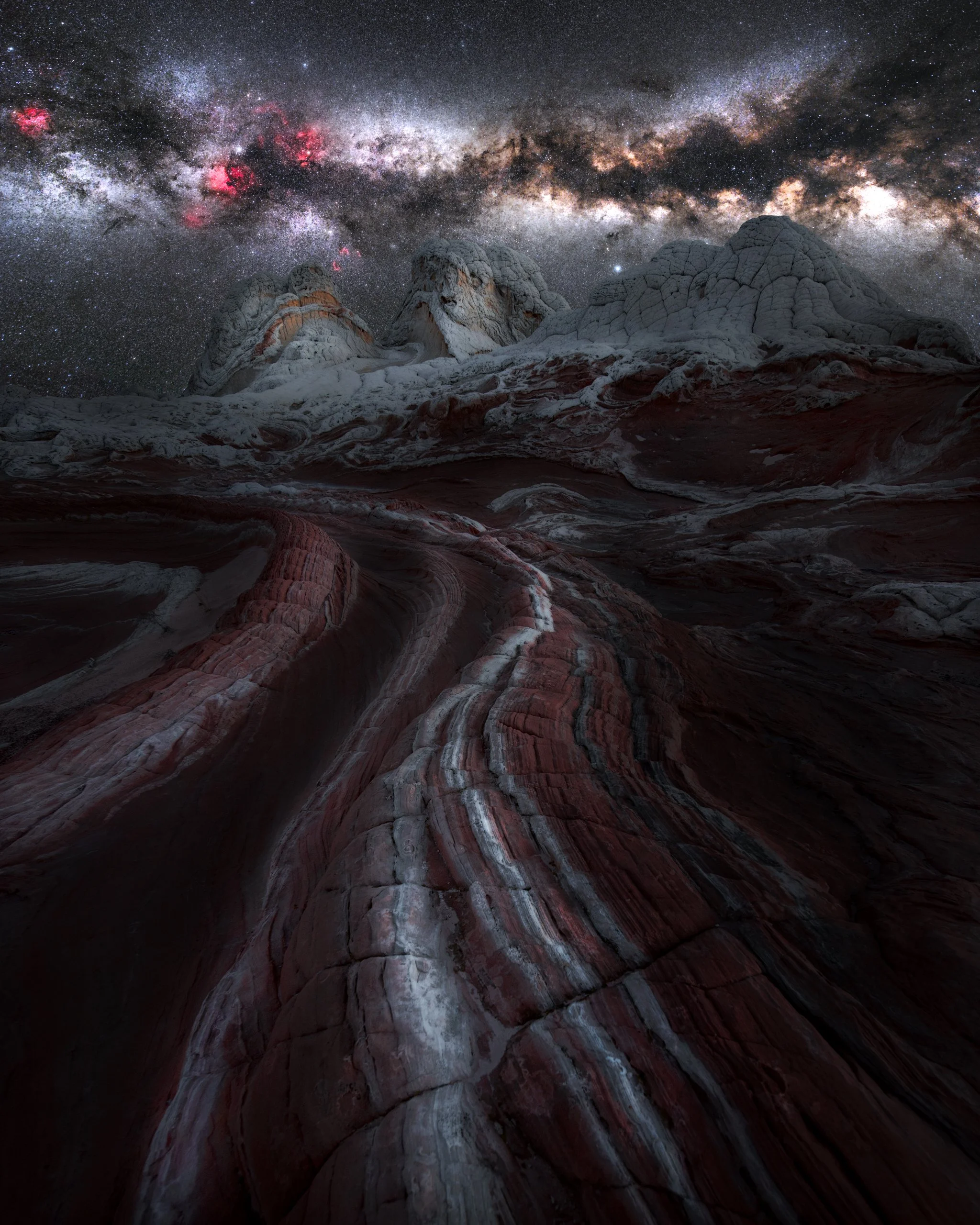 white-pocket-milky-way-2.jpg