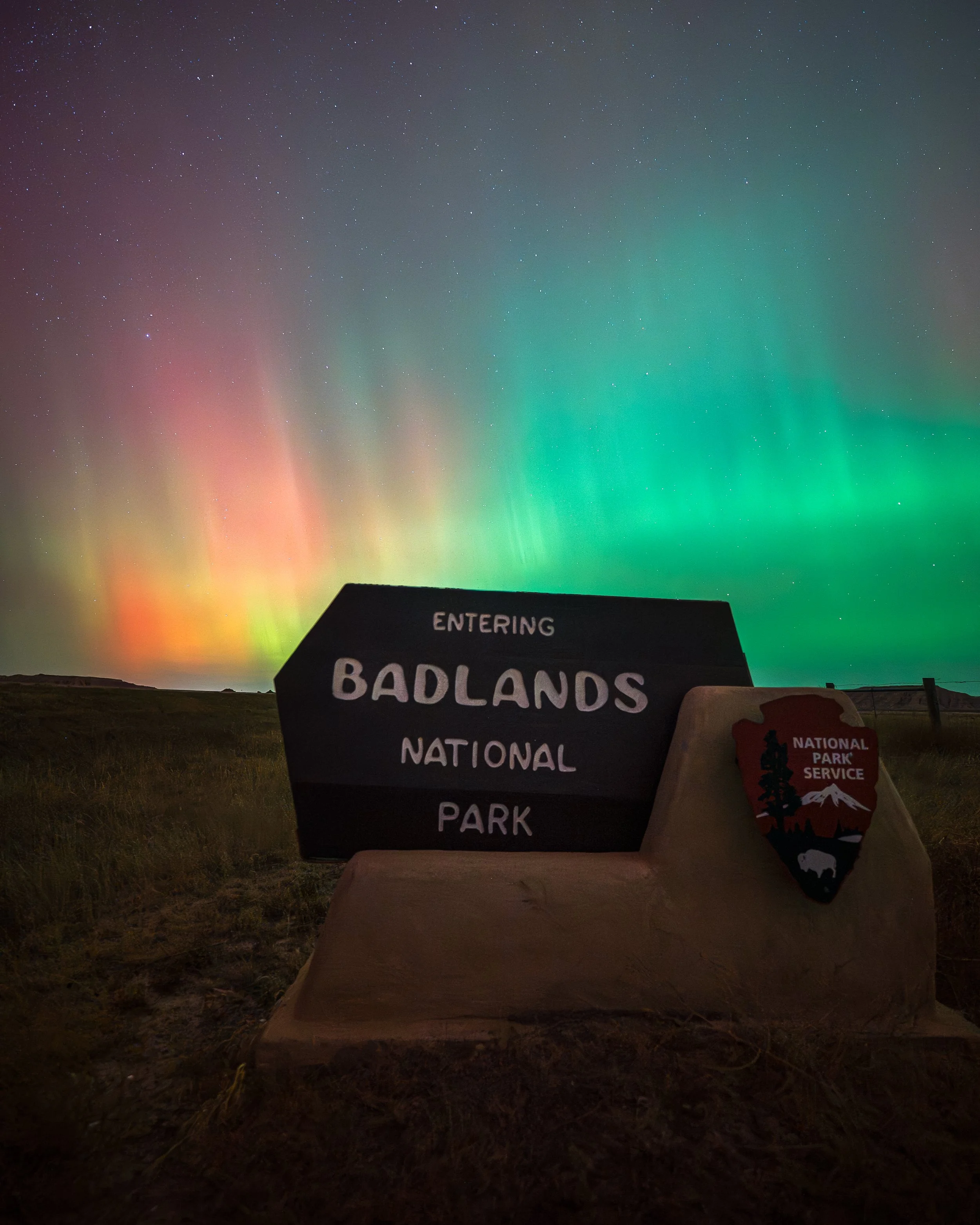 Badlands-NP-Sign-Aurora.web.jpg
