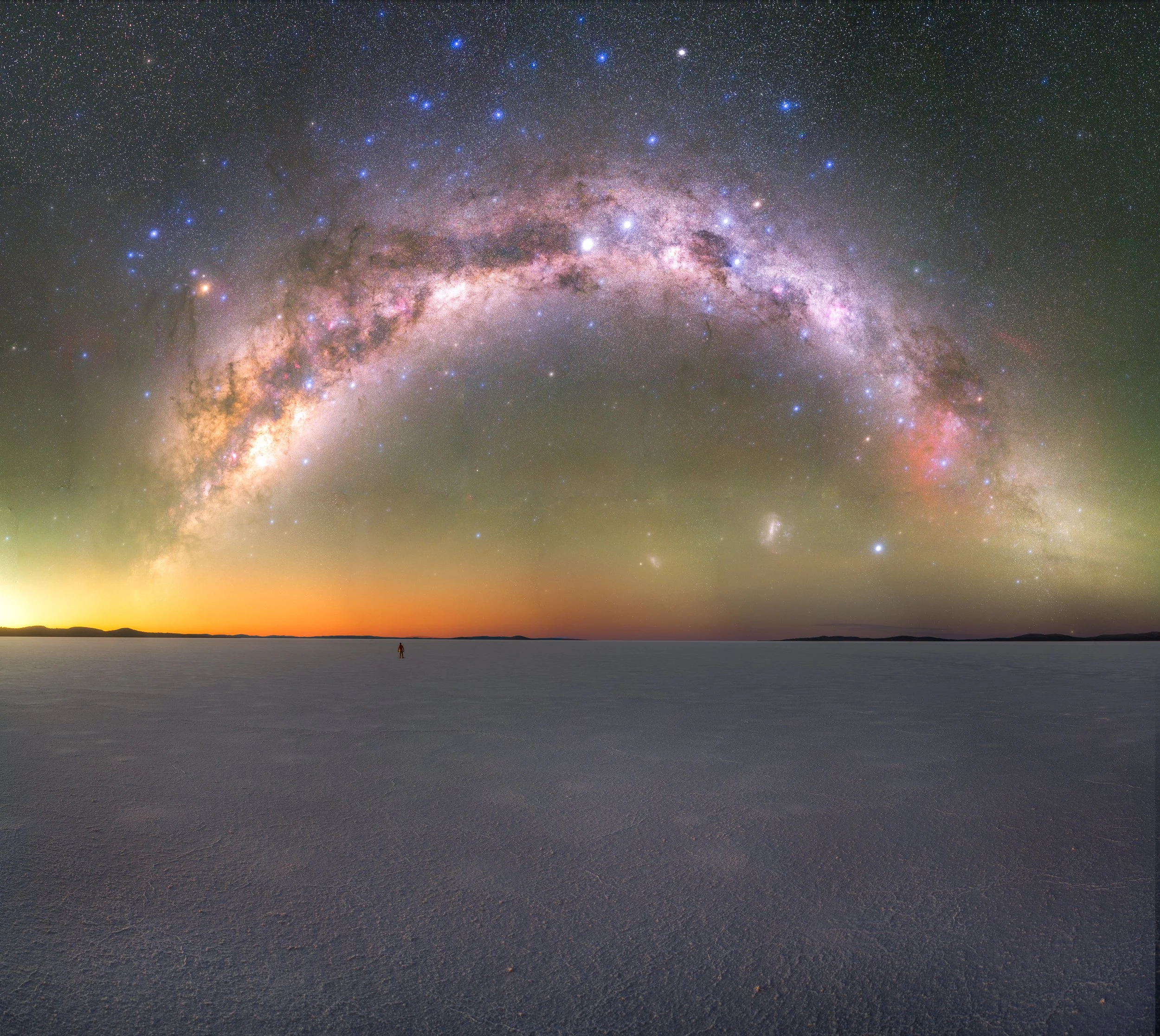 Lake-Gardnier-Milky-Way-Pano.web.jpg
