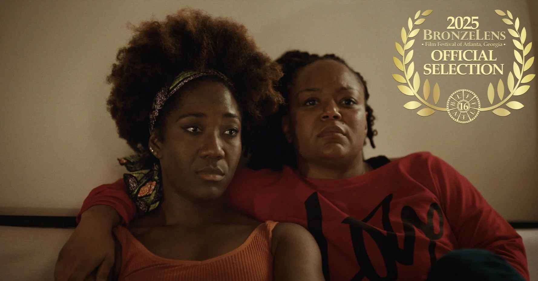 BW_BronzeLens Laurel_Amber_Cynthia.jpeg