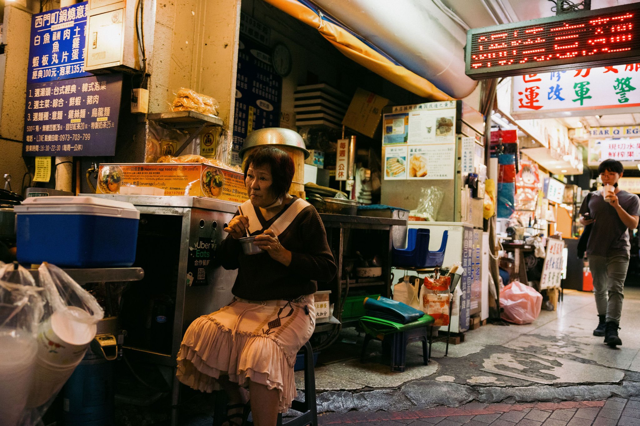 Taipei_Taiwan_Street_Photography_Copyright_Ian_Kobylanski_095.jpg