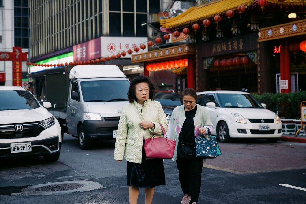 Mother and daughter

Taipei, Taiwan. January 2024
.
.
.
.
.
.
.
.
#taipei #taiwan #streetphotography #timeless_streets #lensculturestreets #thephotosector #tdmmag #streetdreamsmag #apfmagazine #lotsmagazine #hcsc_street #dpsp_street #life_is_street #