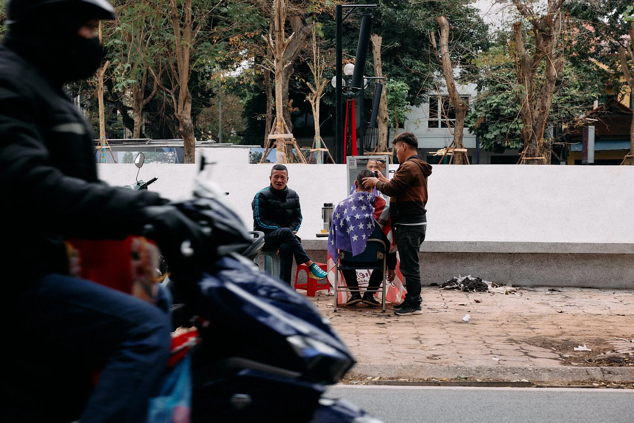 Street Photography | Sidewalk Haircuts | Hanoi, Vietnam